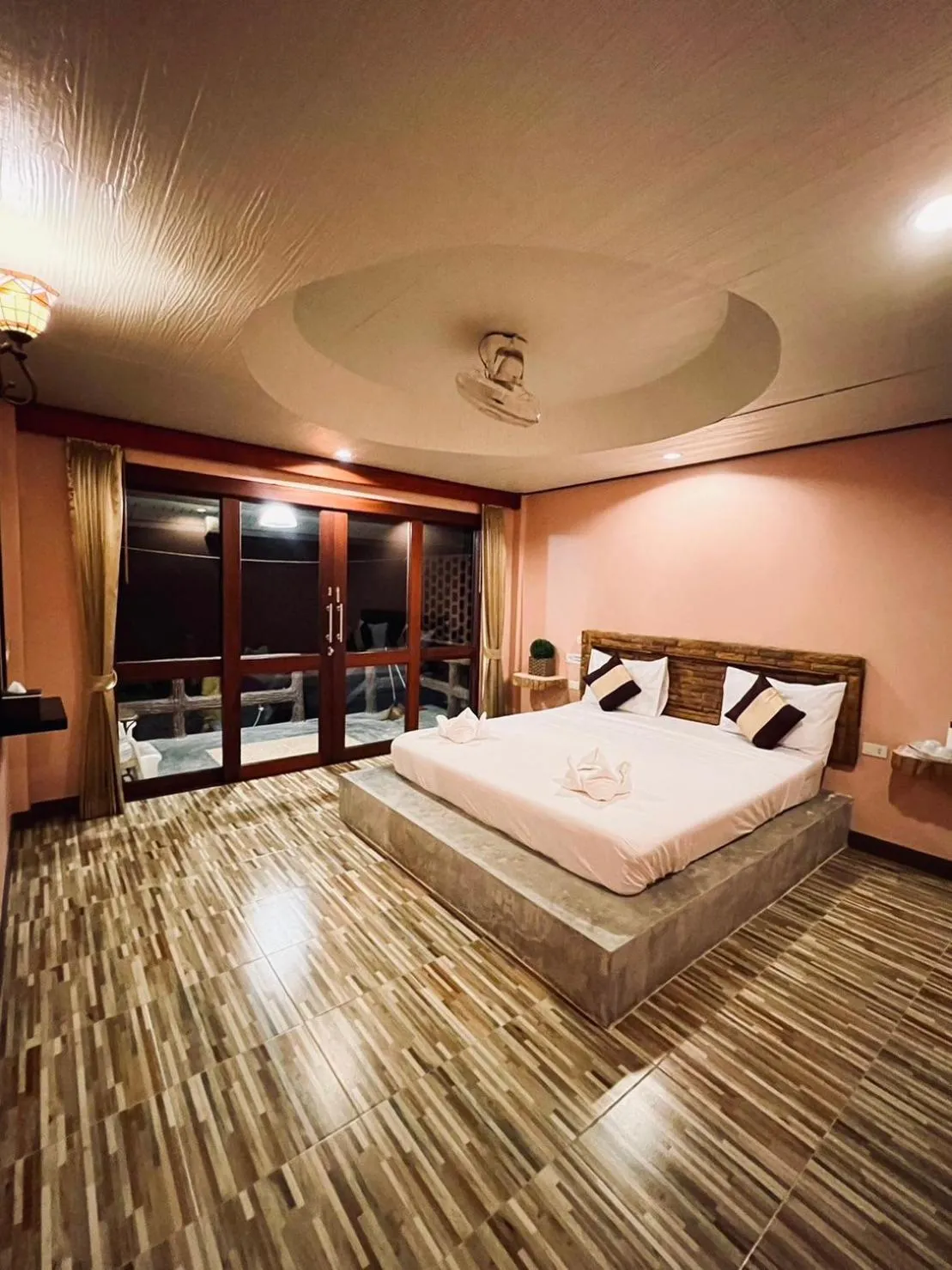 Bed in Haad Khuad Resort