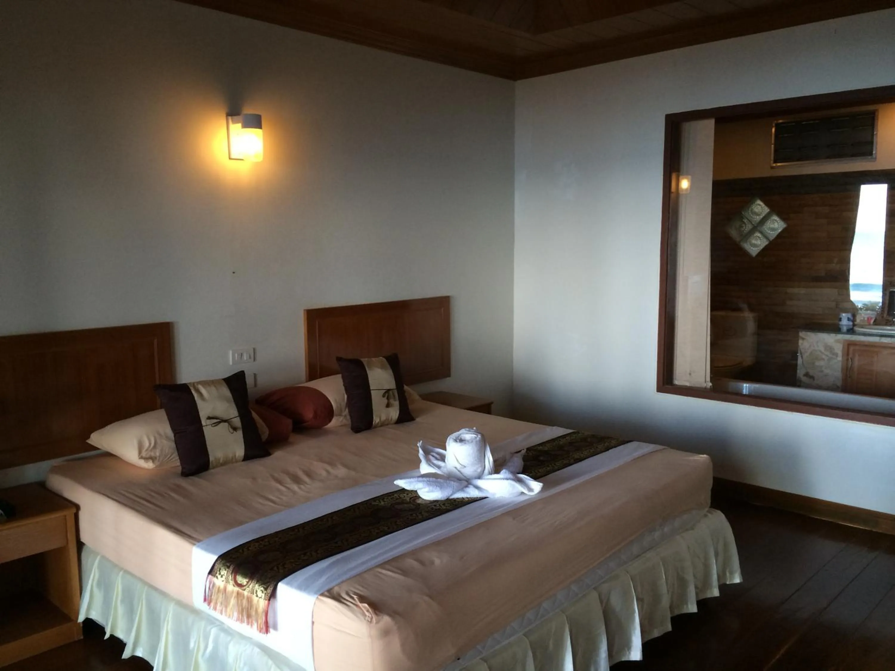 Bed in Haad Khuad Resort