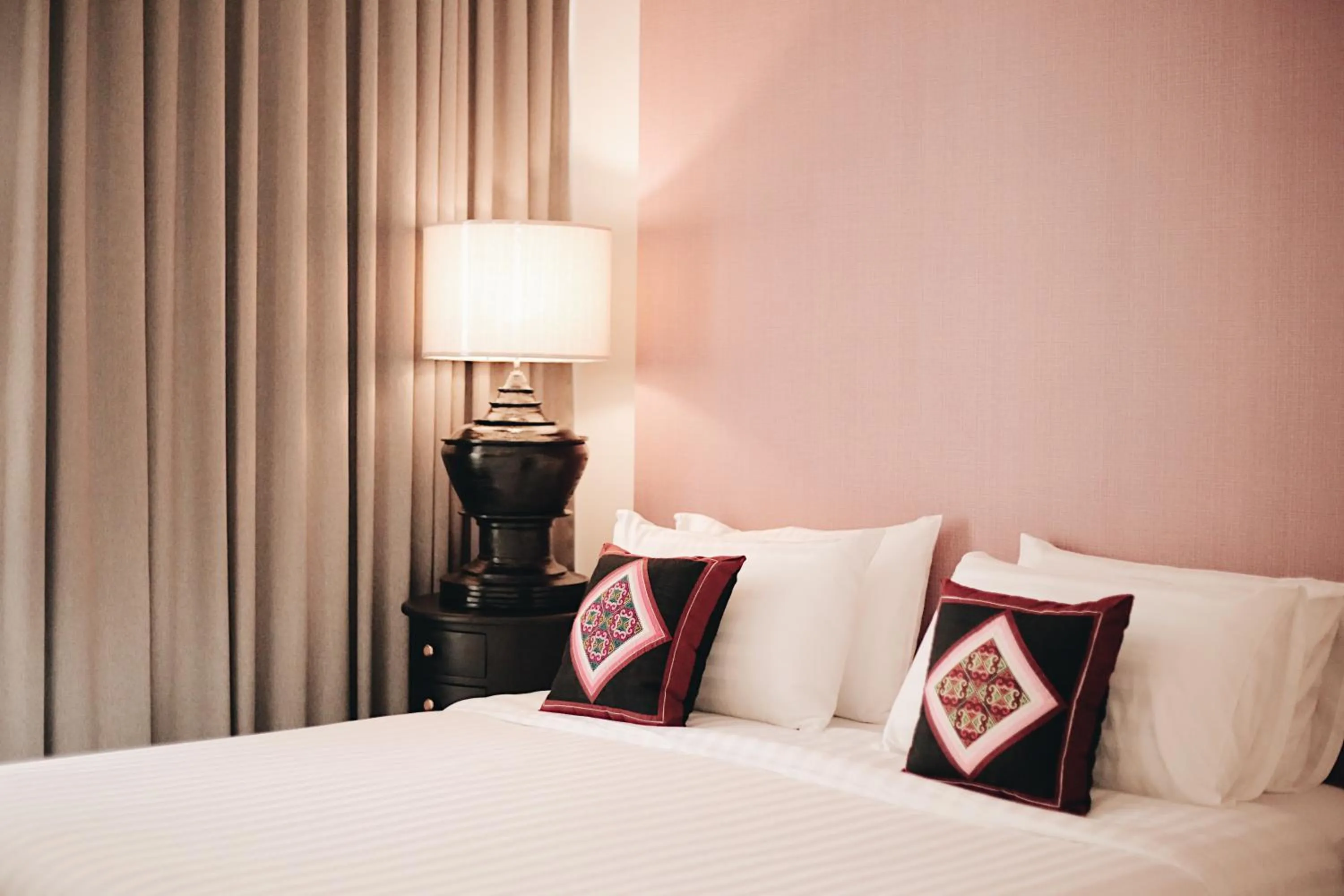 Photo of the whole room, Bed in Fullrich Lanna Suite