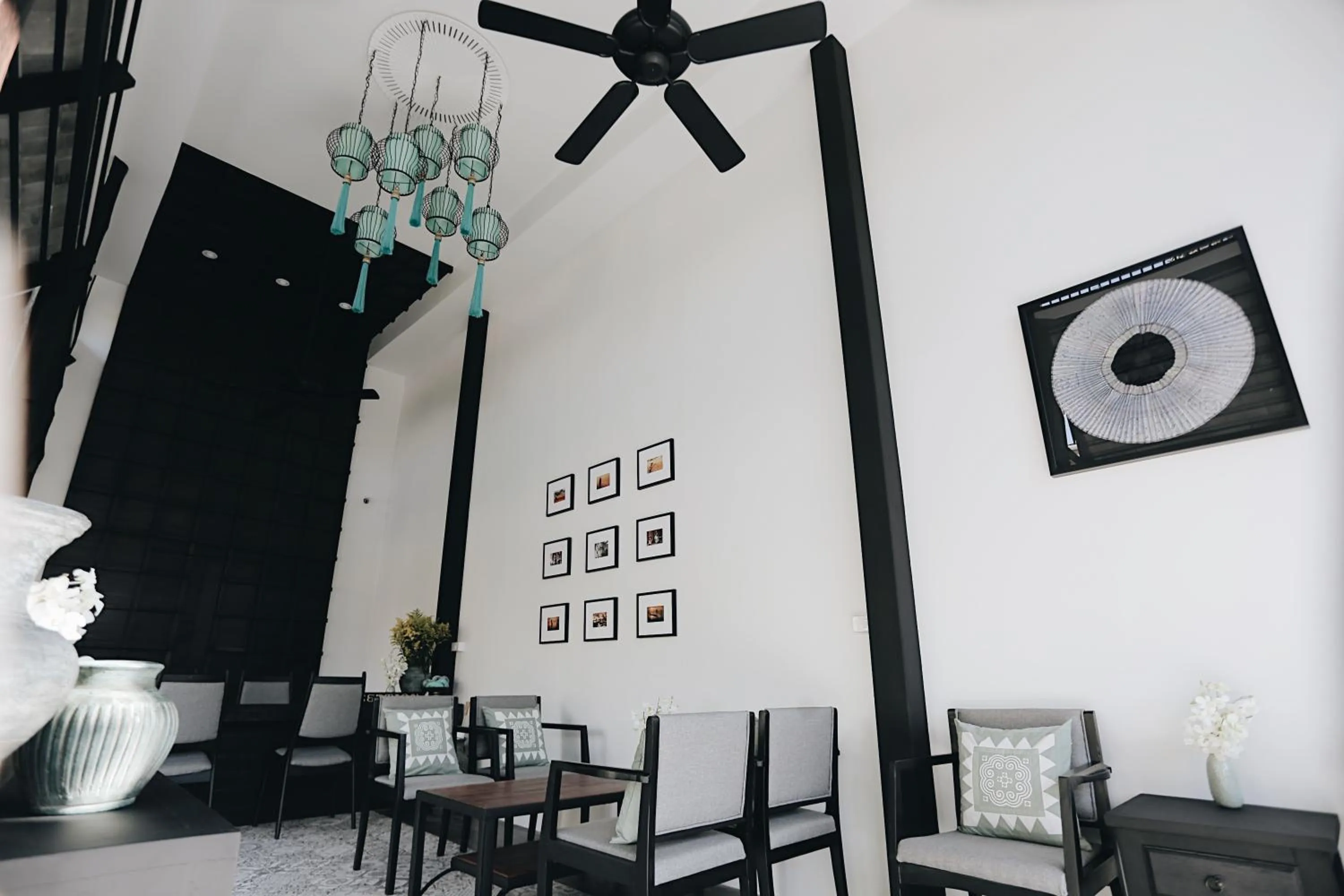 Property building in Fullrich Lanna Suite