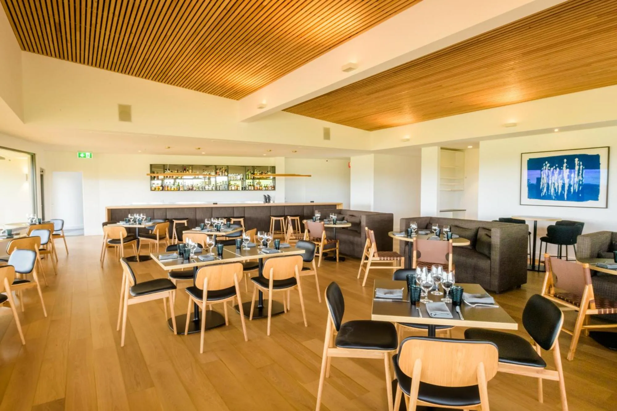 Restaurant/places to eat in The Louise