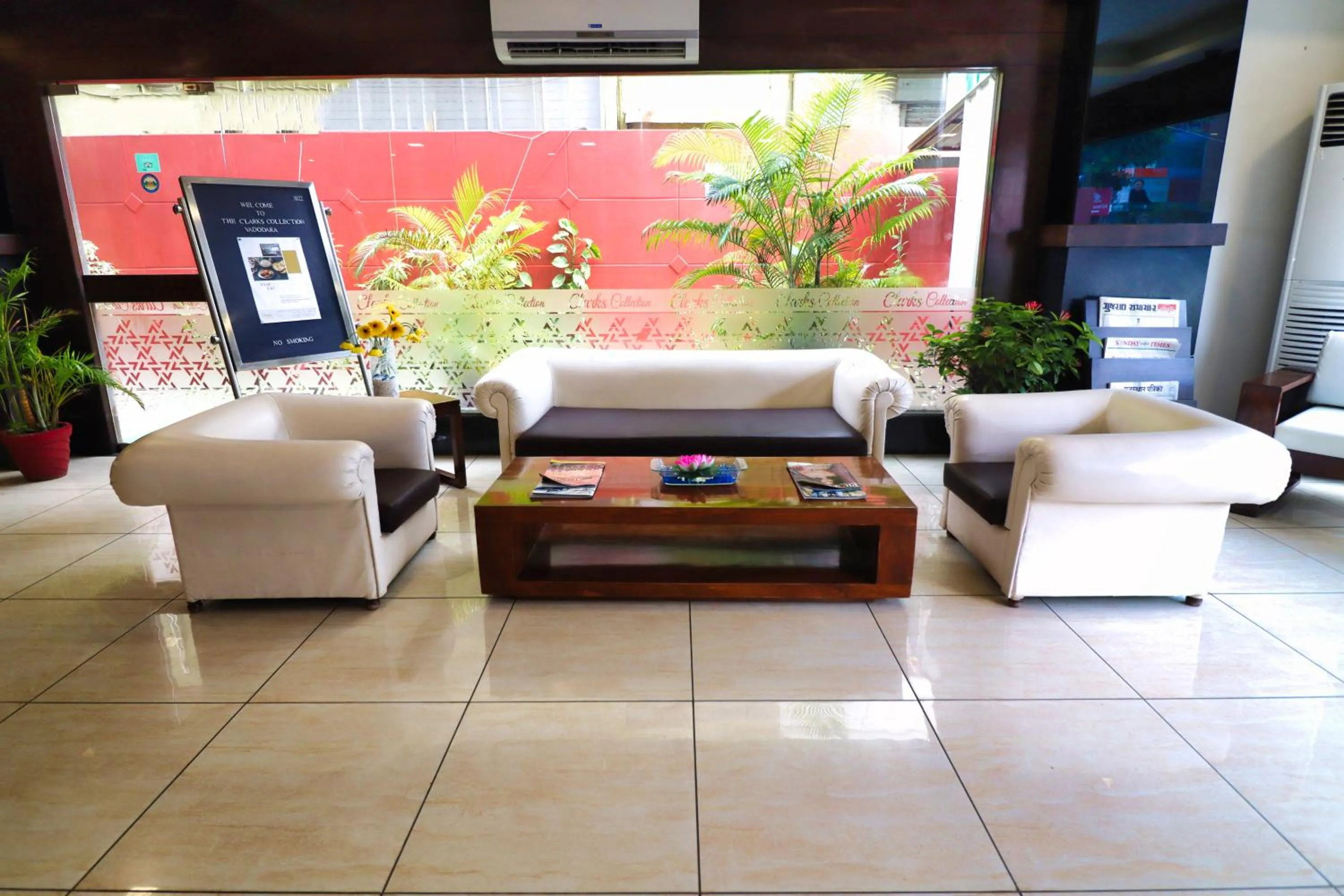Lobby or reception in Hotel Clarks Collection Vadodara