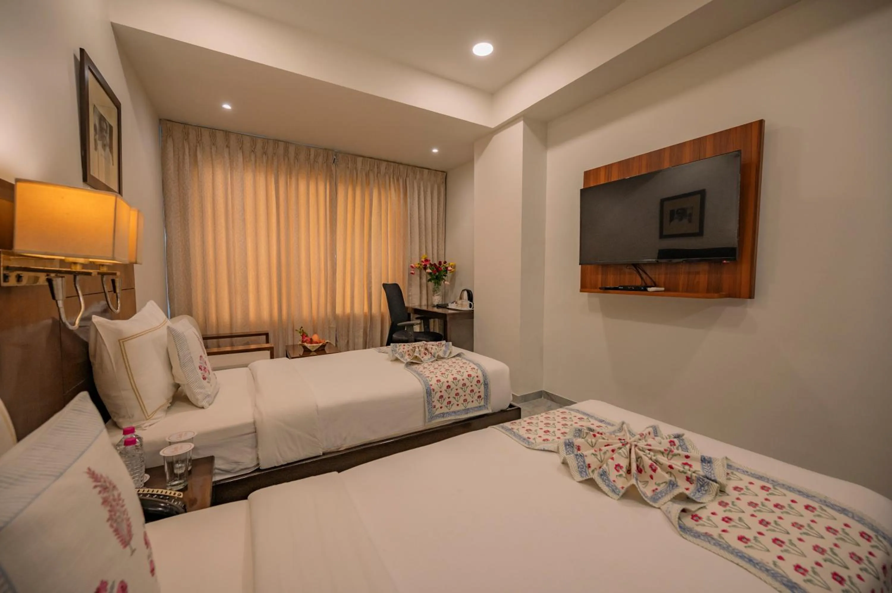 Bed in Hotel Clarks Collection Vadodara