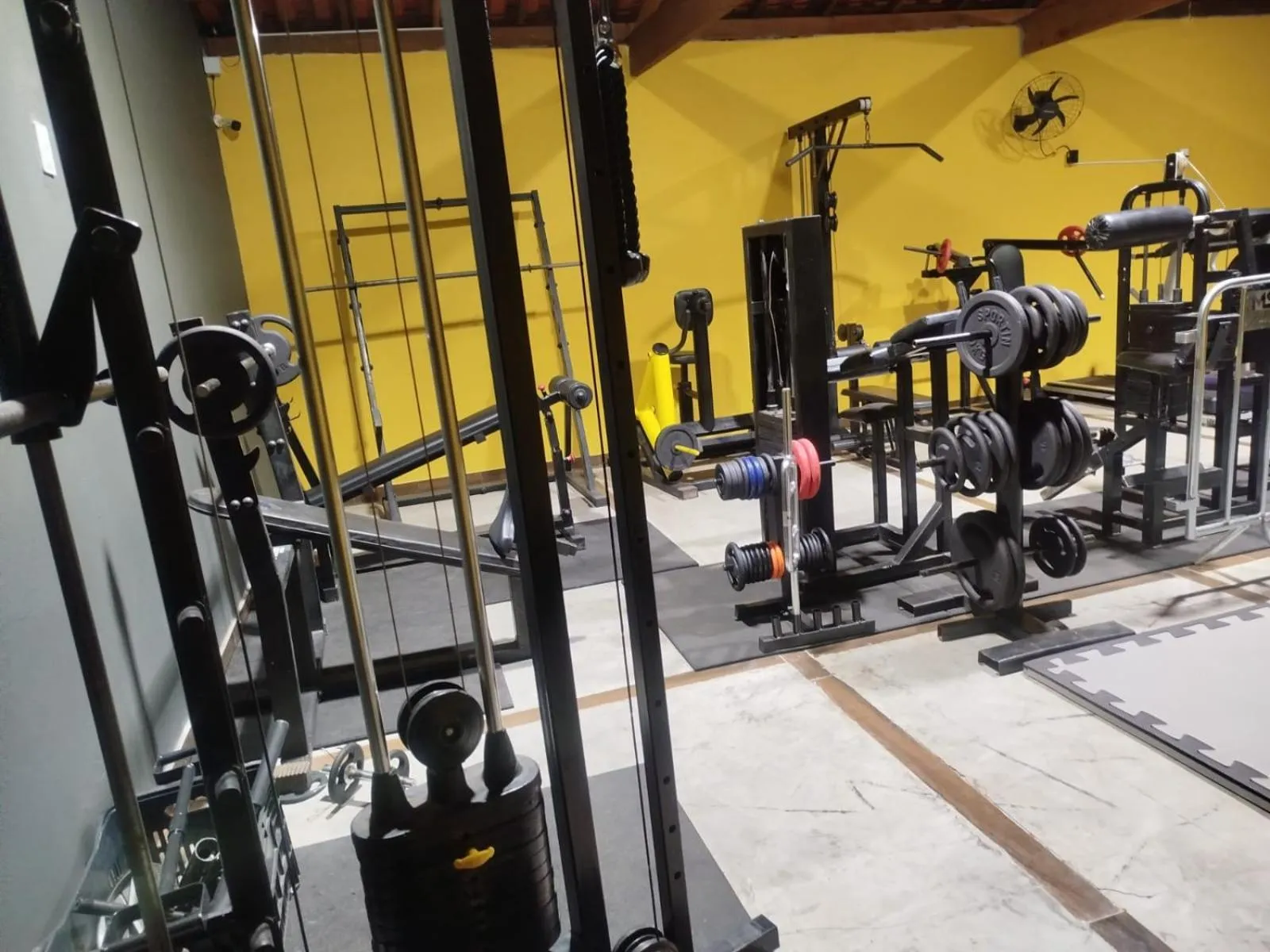 Fitness centre/facilities in Pousada Banana Cipó