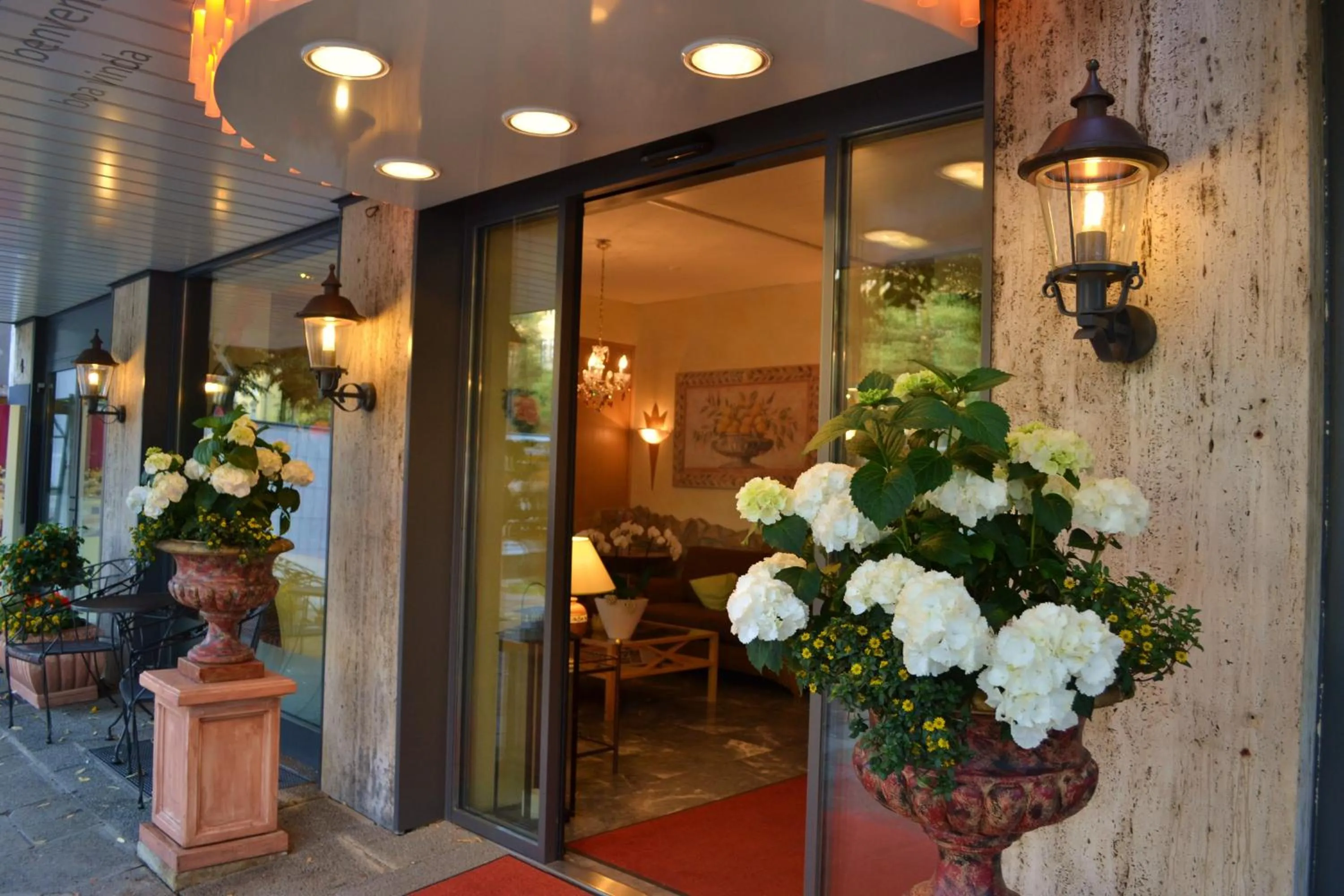 Facade/entrance in City Hotel Ost am Kö