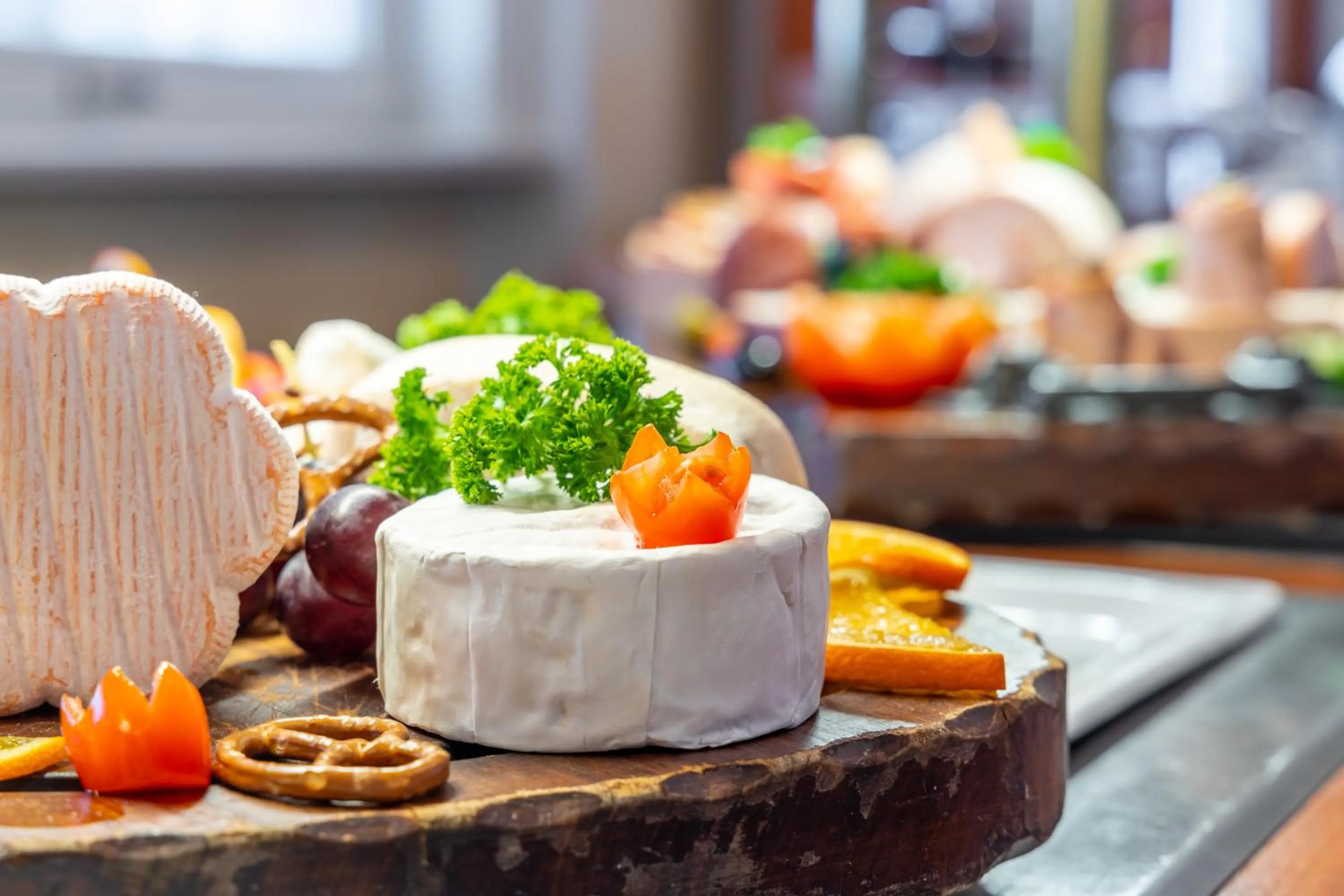 Buffet breakfast in Jagdschloss Hotel Niederwald