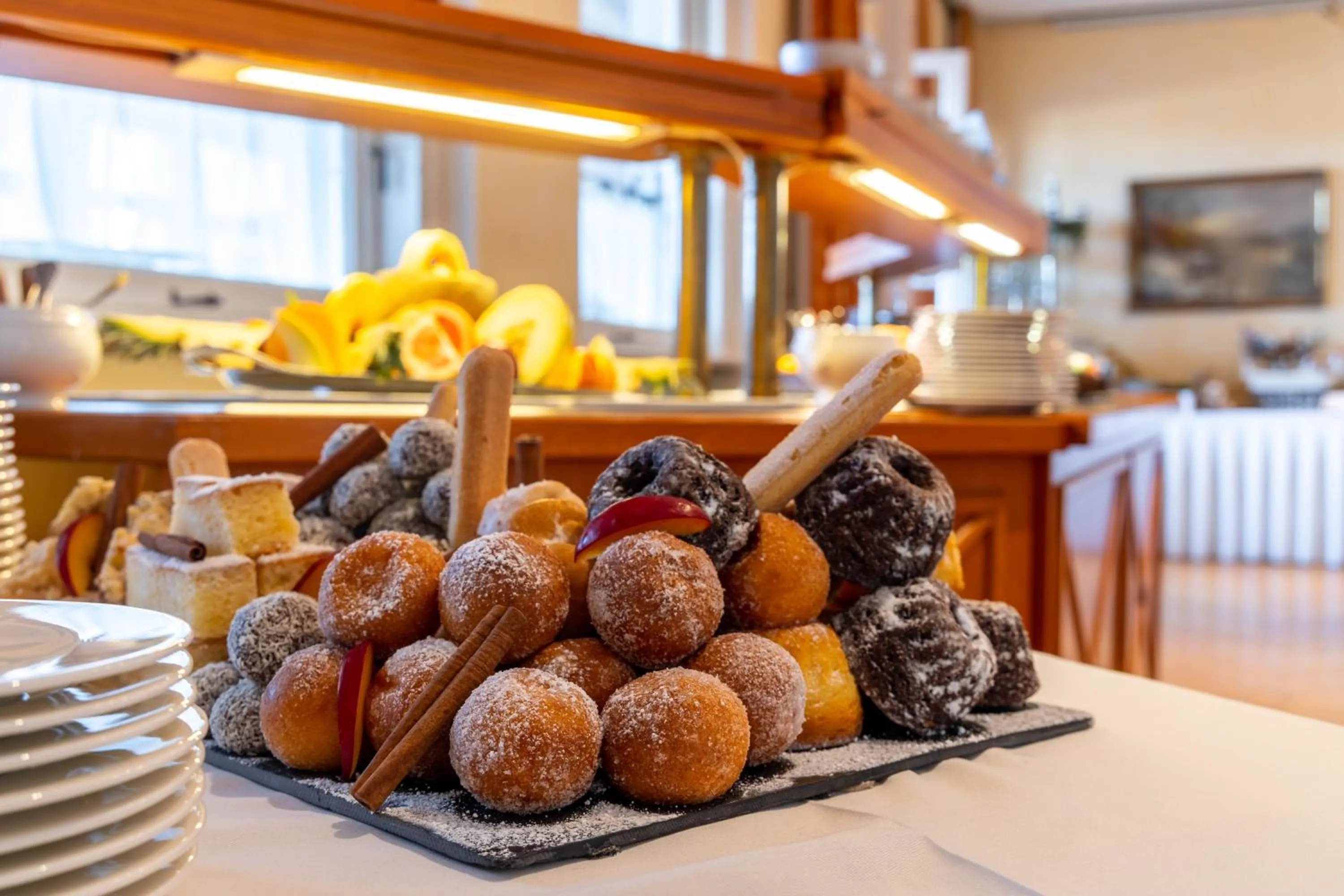 Buffet breakfast in Jagdschloss Hotel Niederwald