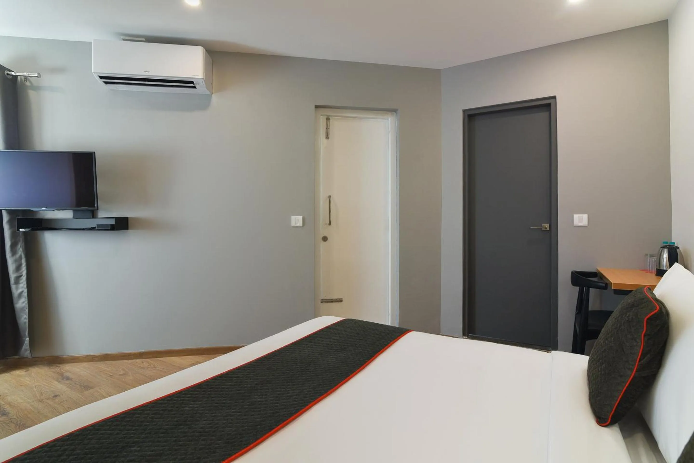 Bedroom, Bed in Super Townhouse Spruce Hotels Bellandur