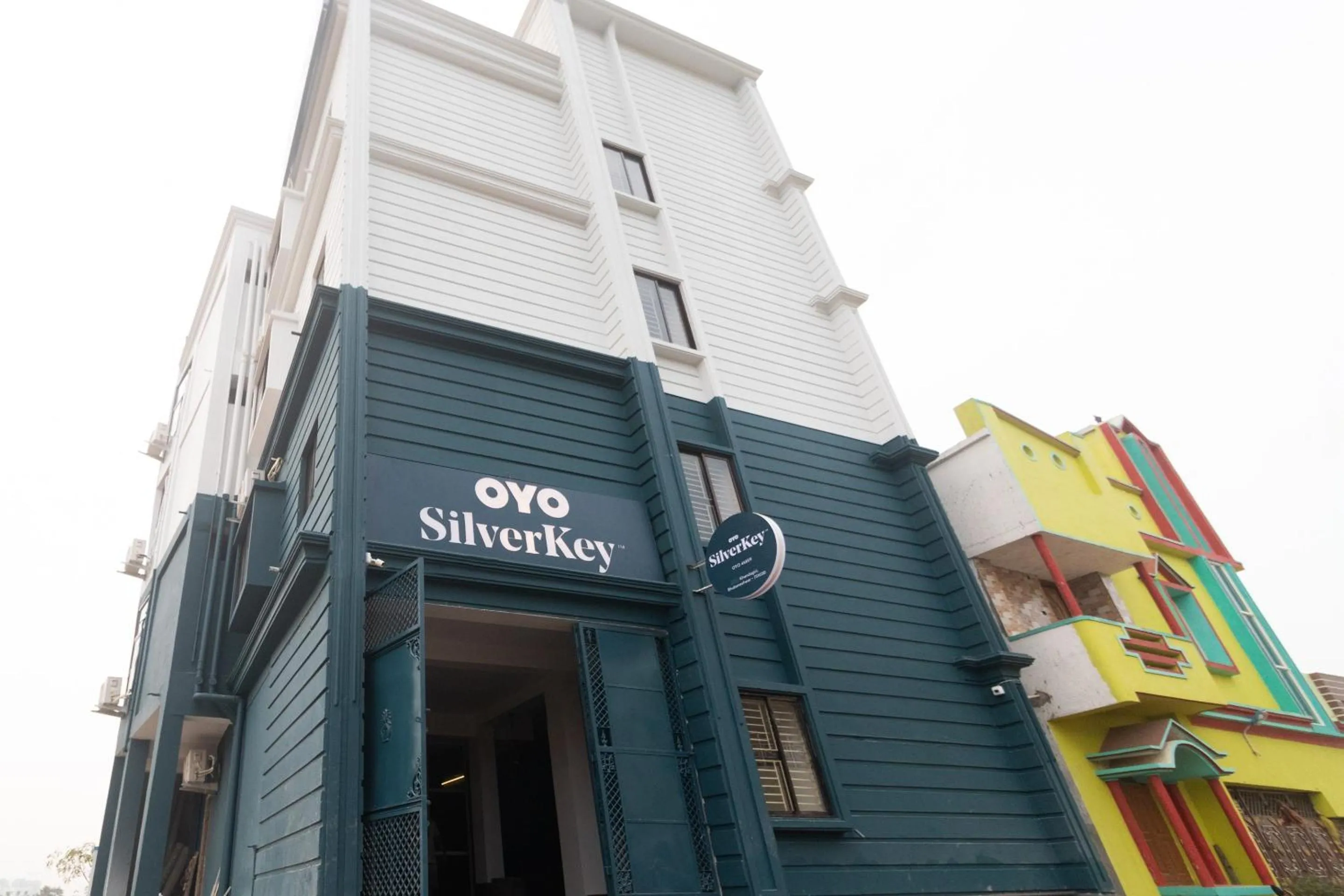 Facade/entrance in Super Namaskar Silver Key