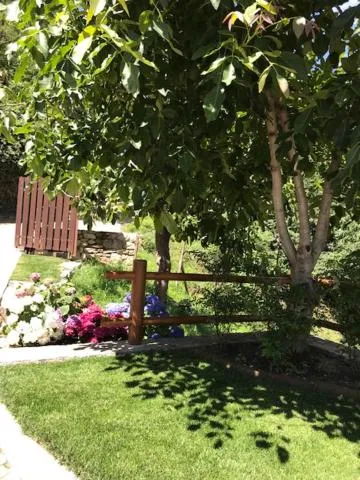 Garden view in LE LANTERNE