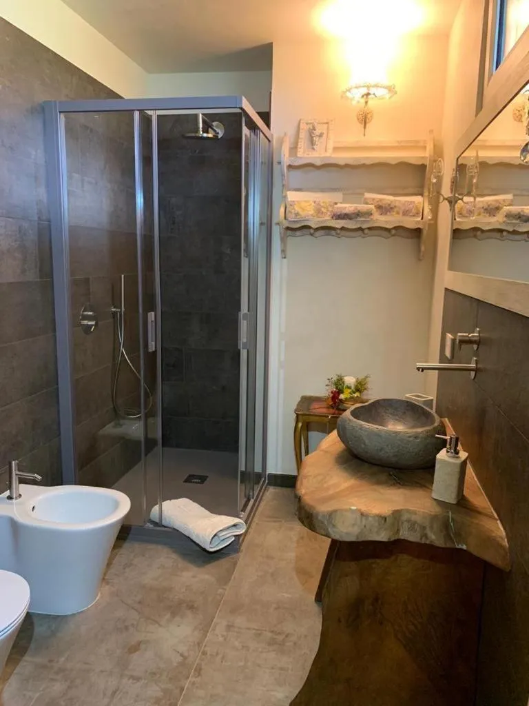 Other in LE LANTERNE