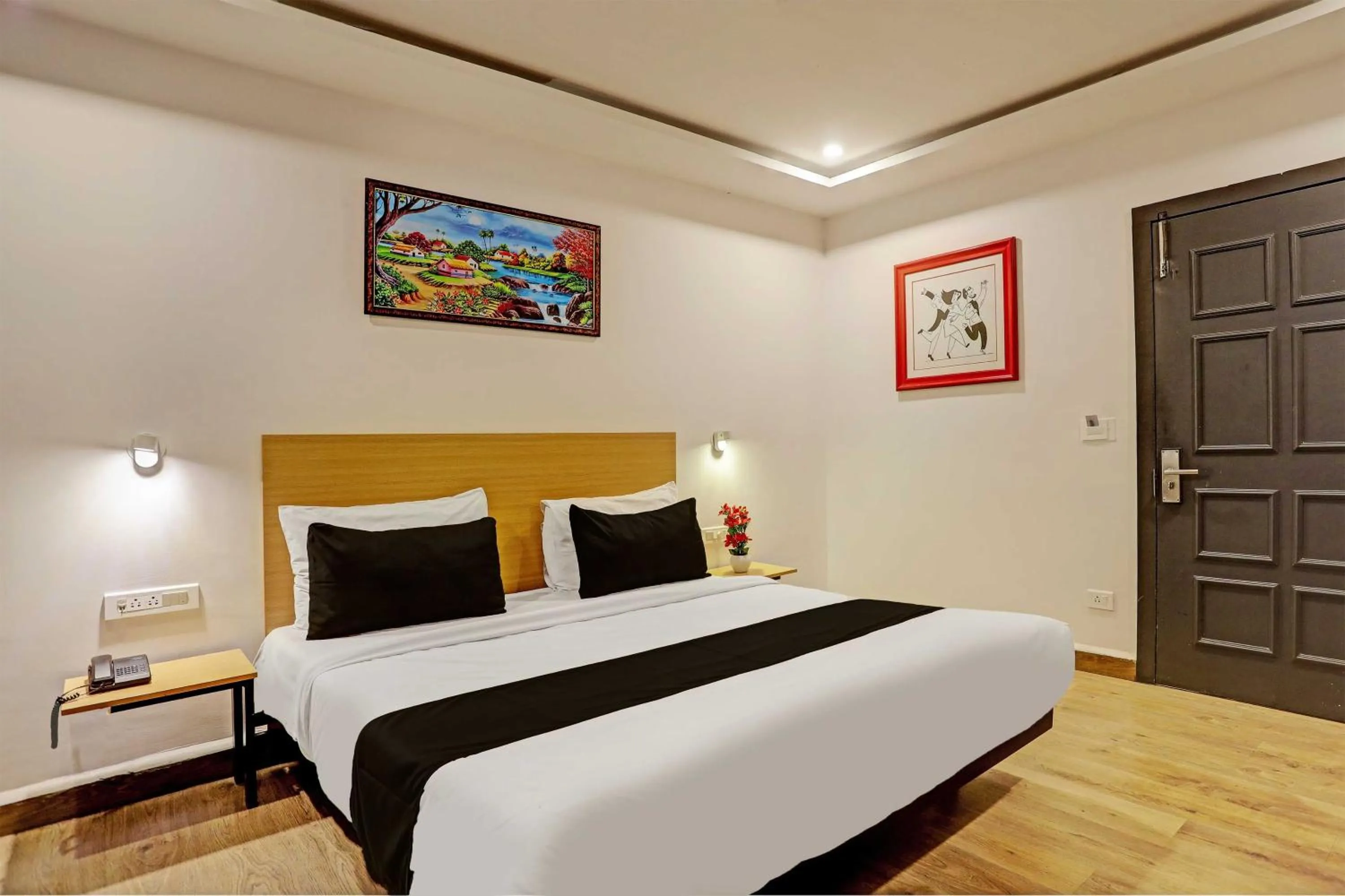 Bedroom, Bed in Super Townhouse Swain Heritage