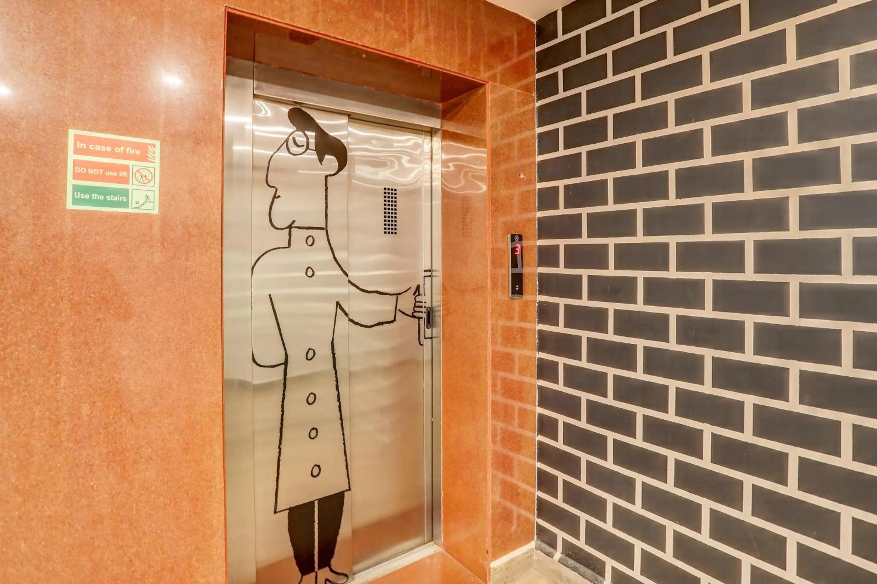 Facility for disabled guests in Super Townhouse Swain Heritage