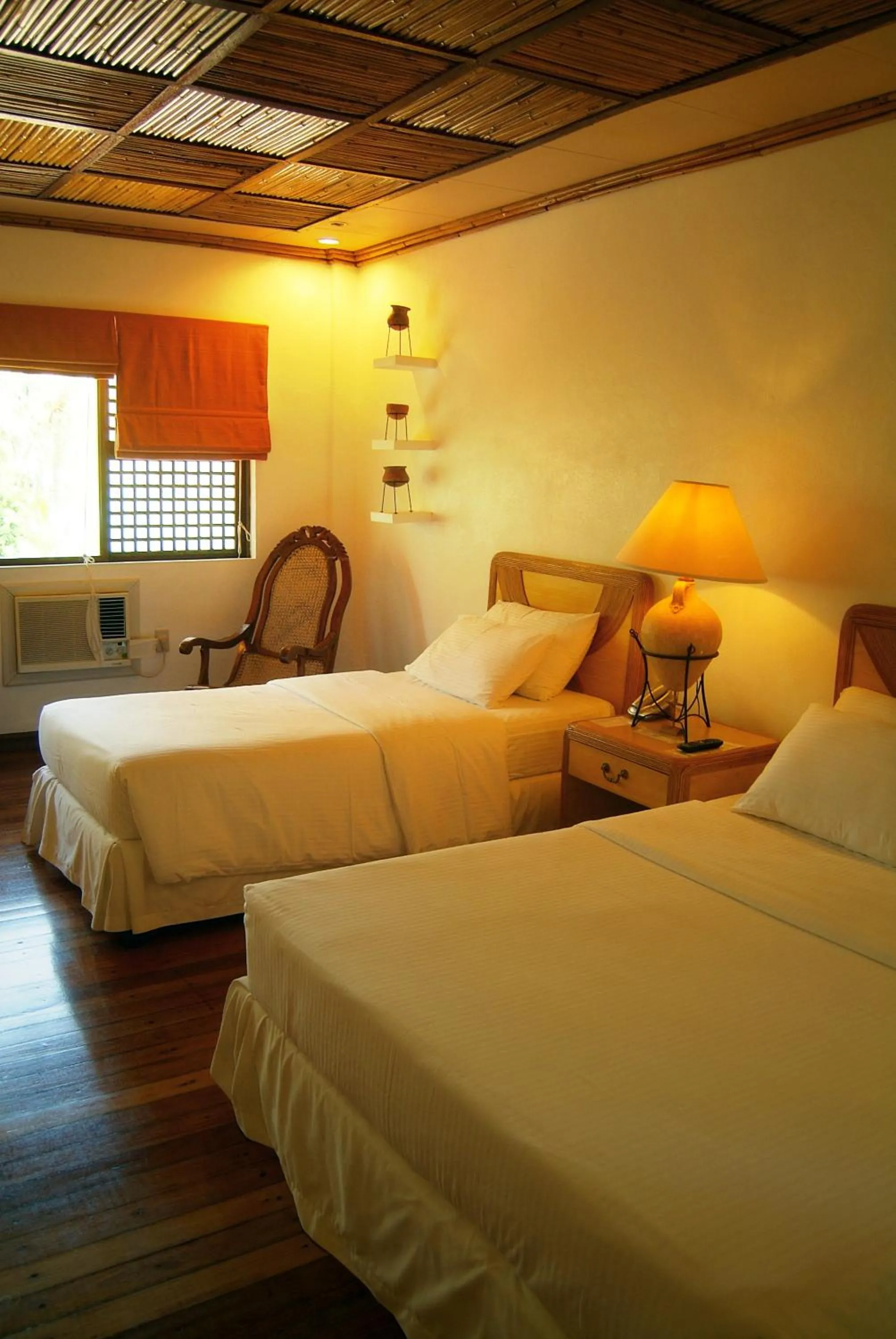 Bedroom, Bed in Sea Wind Resort