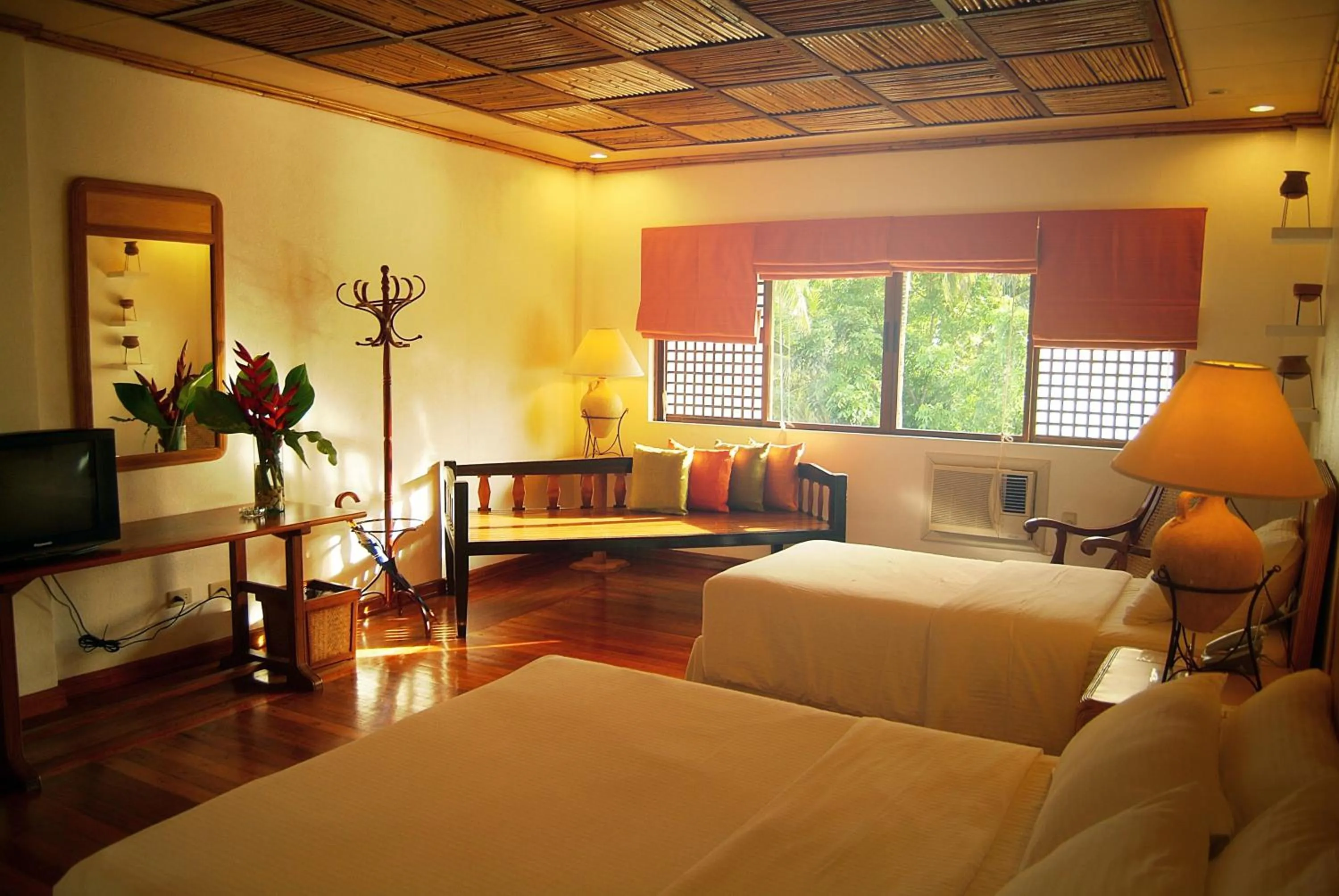 Bedroom, Bed in Sea Wind Resort