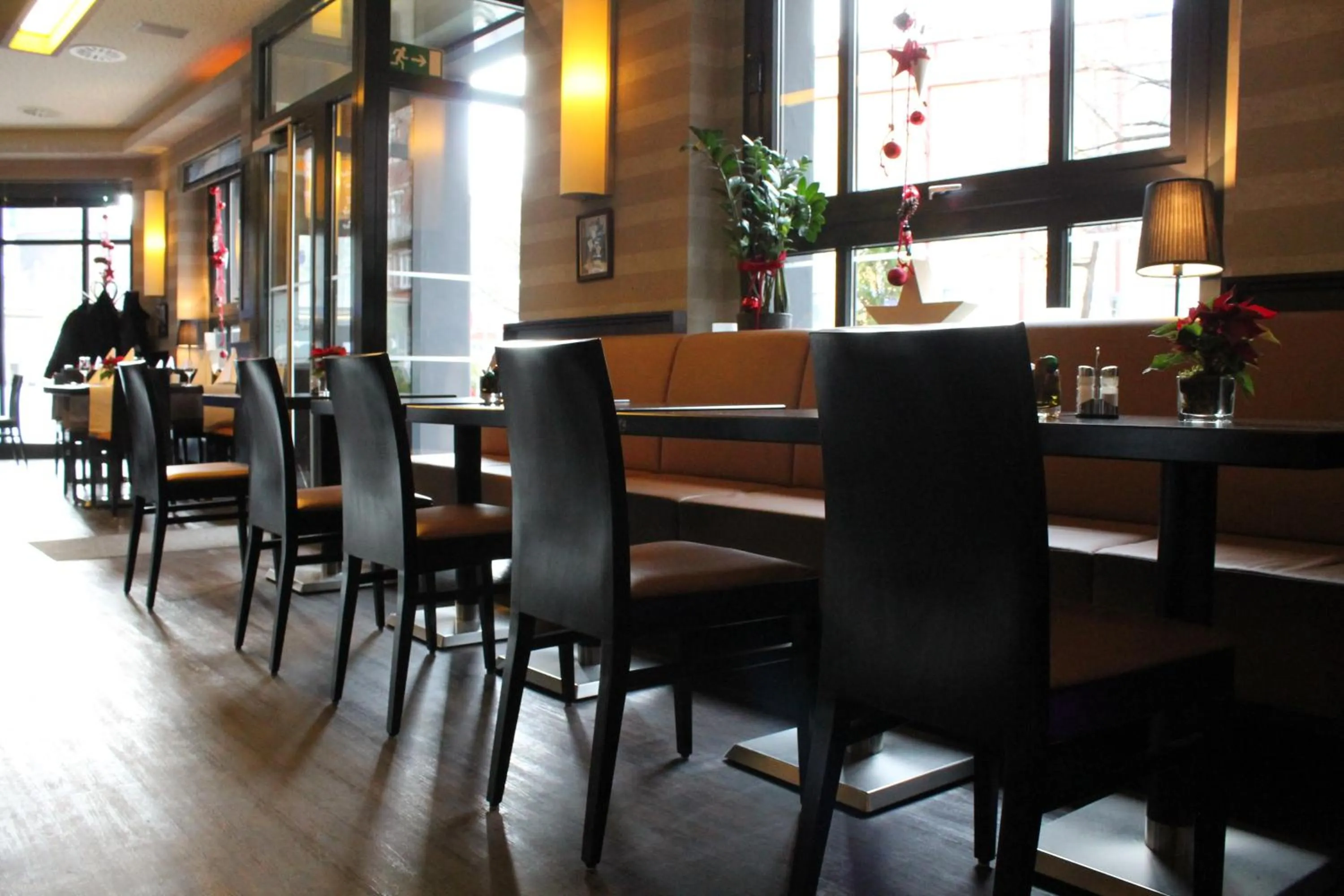 Restaurant/places to eat in Hotel Hohenstaufen