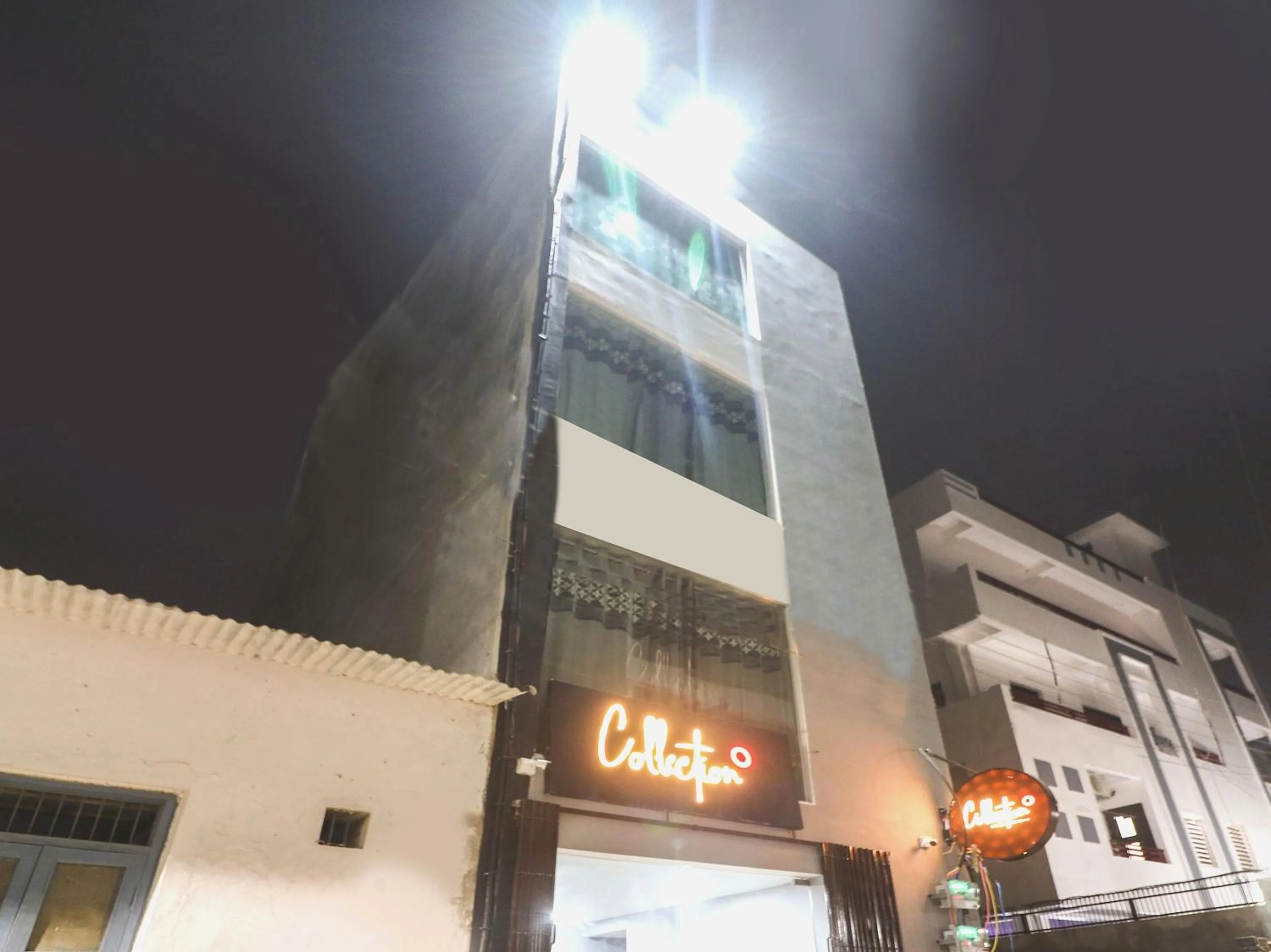 Facade/entrance in Super Collection O Sonica Gold Civil Lines