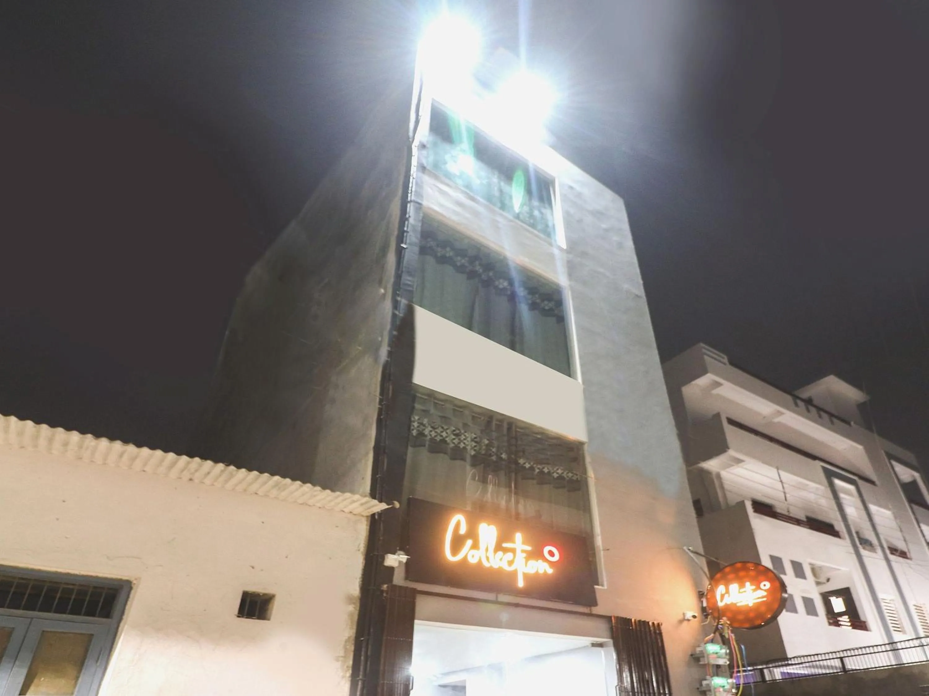 Facade/entrance in Super Collection O Sonica Gold Civil Lines