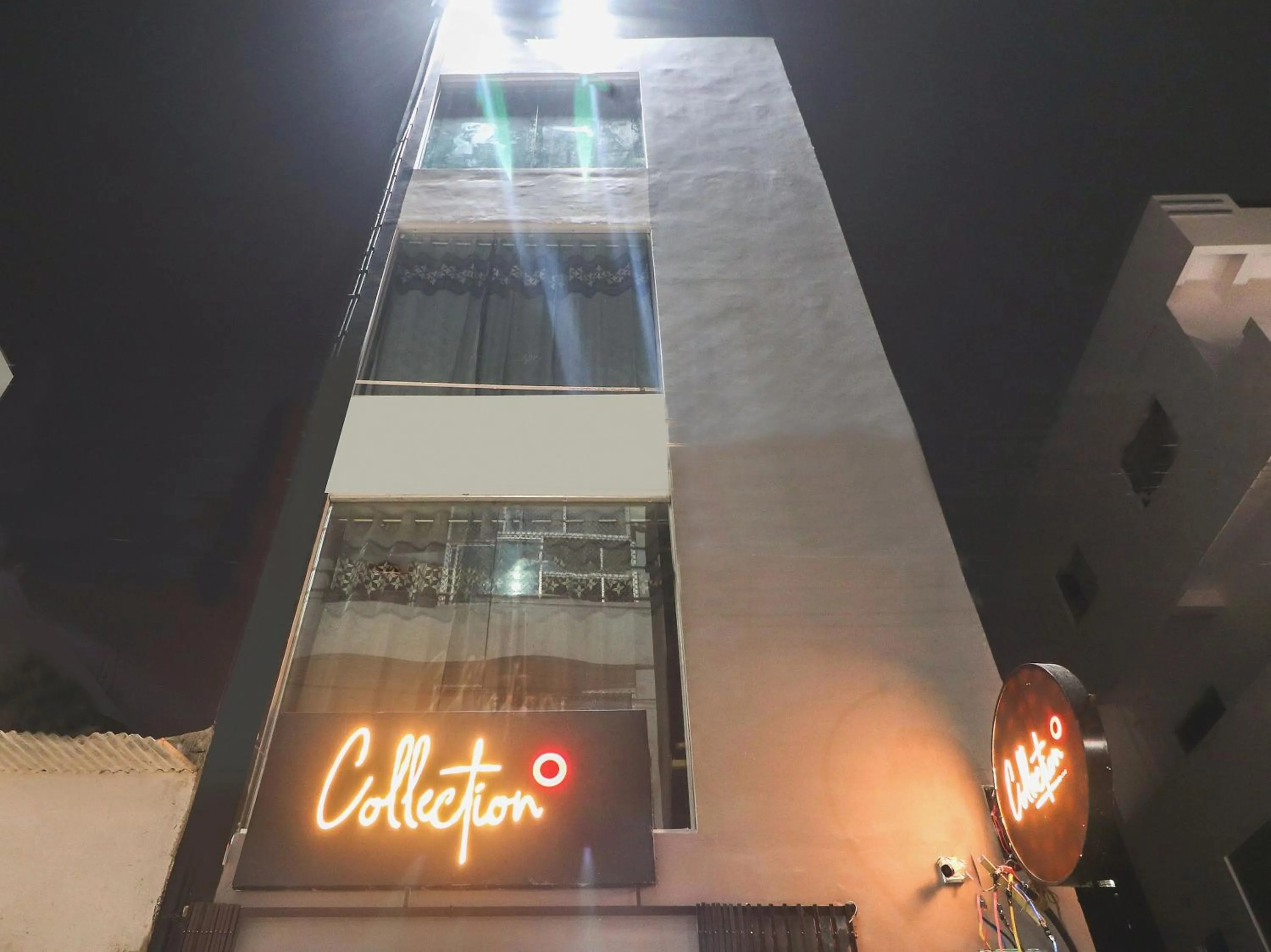 Facade/entrance in Super Collection O Sonica Gold Civil Lines