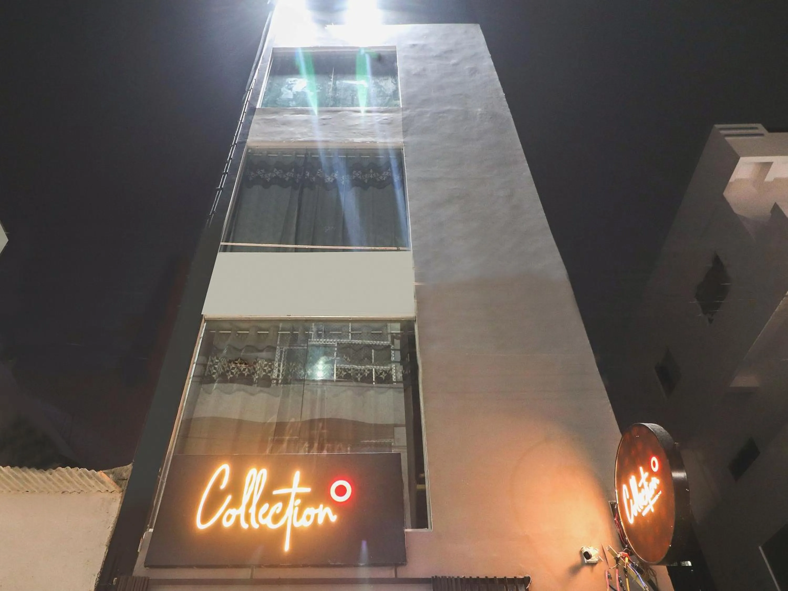 Facade/entrance in Super Collection O Sonica Gold Civil Lines