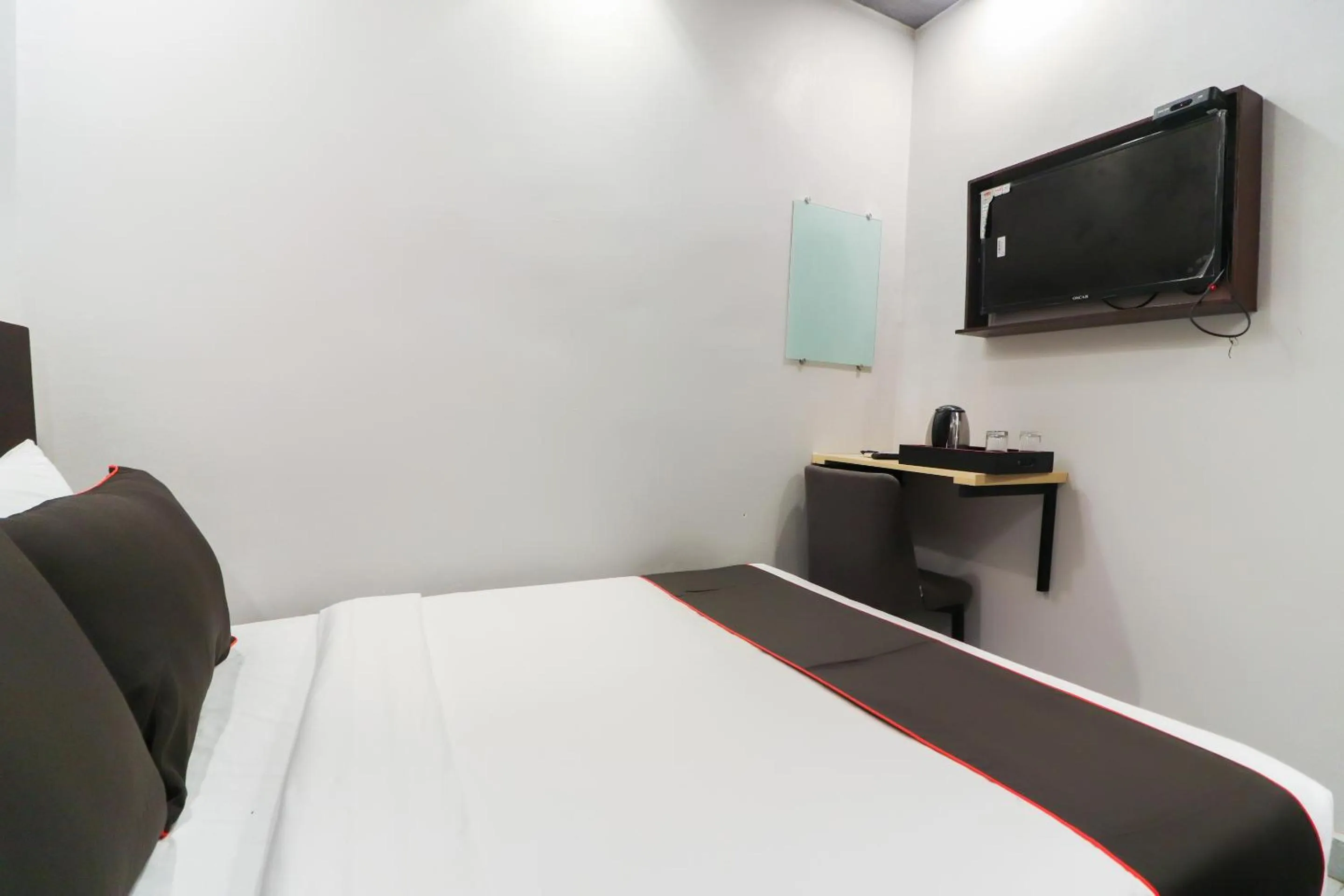 Bedroom, Bed in Super Collection O Sonica Gold Civil Lines