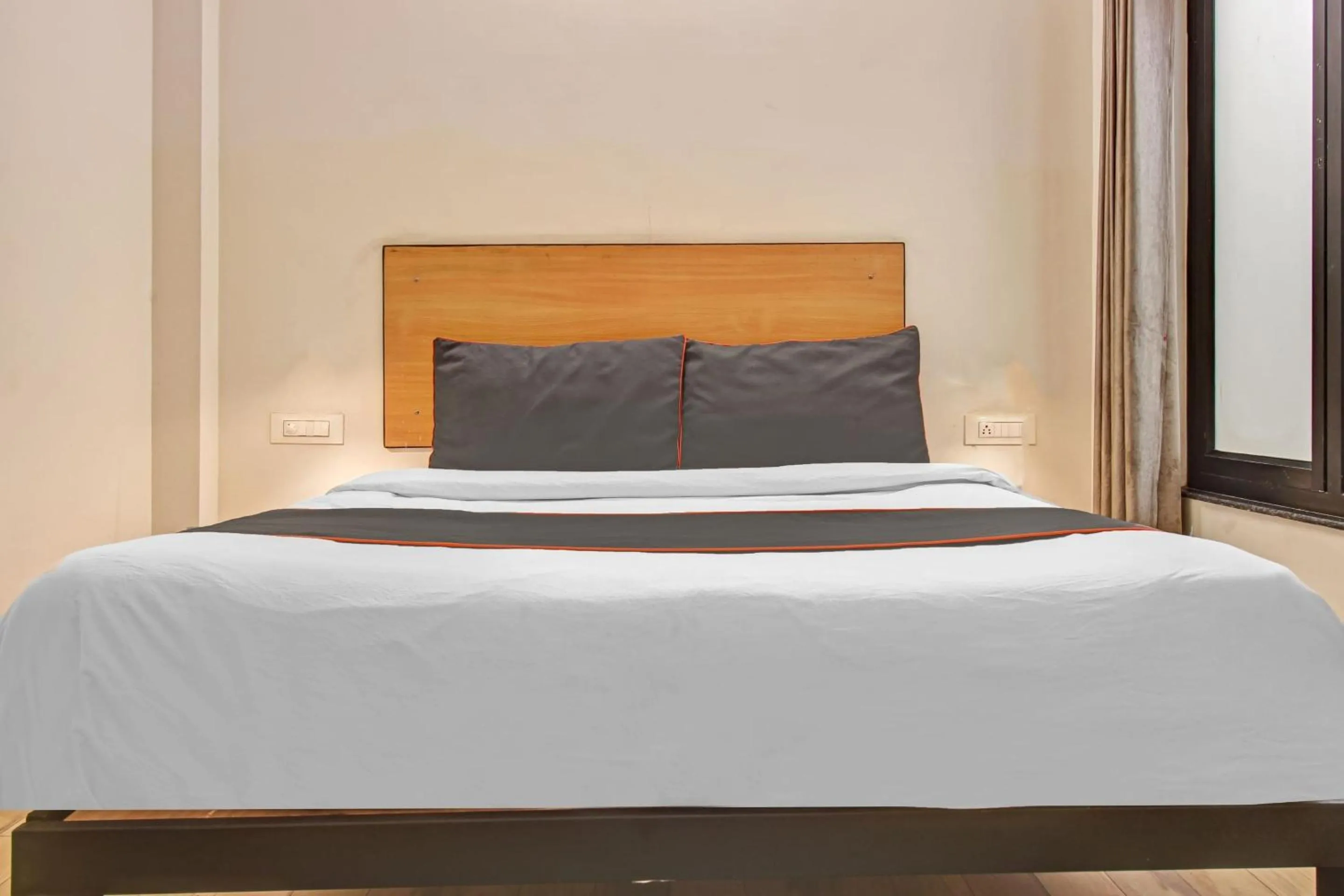 Bedroom in Super Townhouse Kachnar House Vikas Nagar