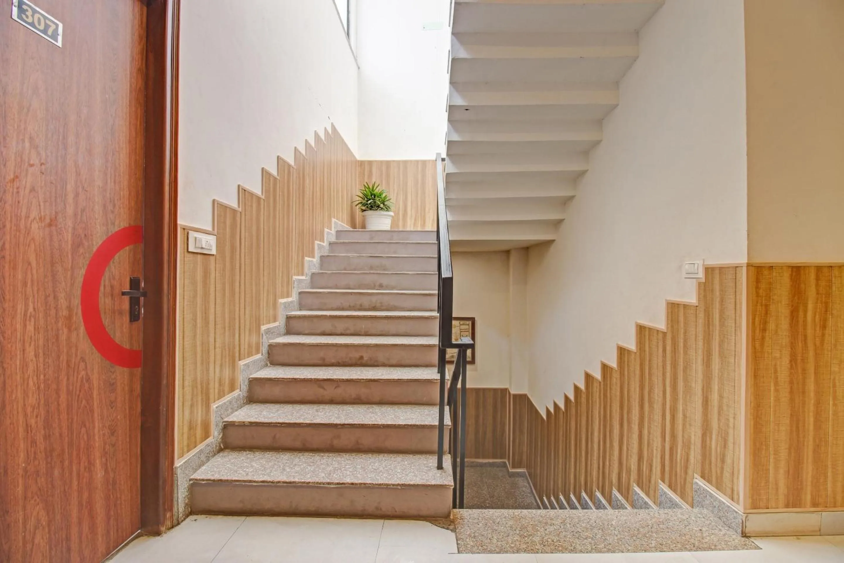 Lobby or reception in Super Townhouse Kachnar House Vikas Nagar