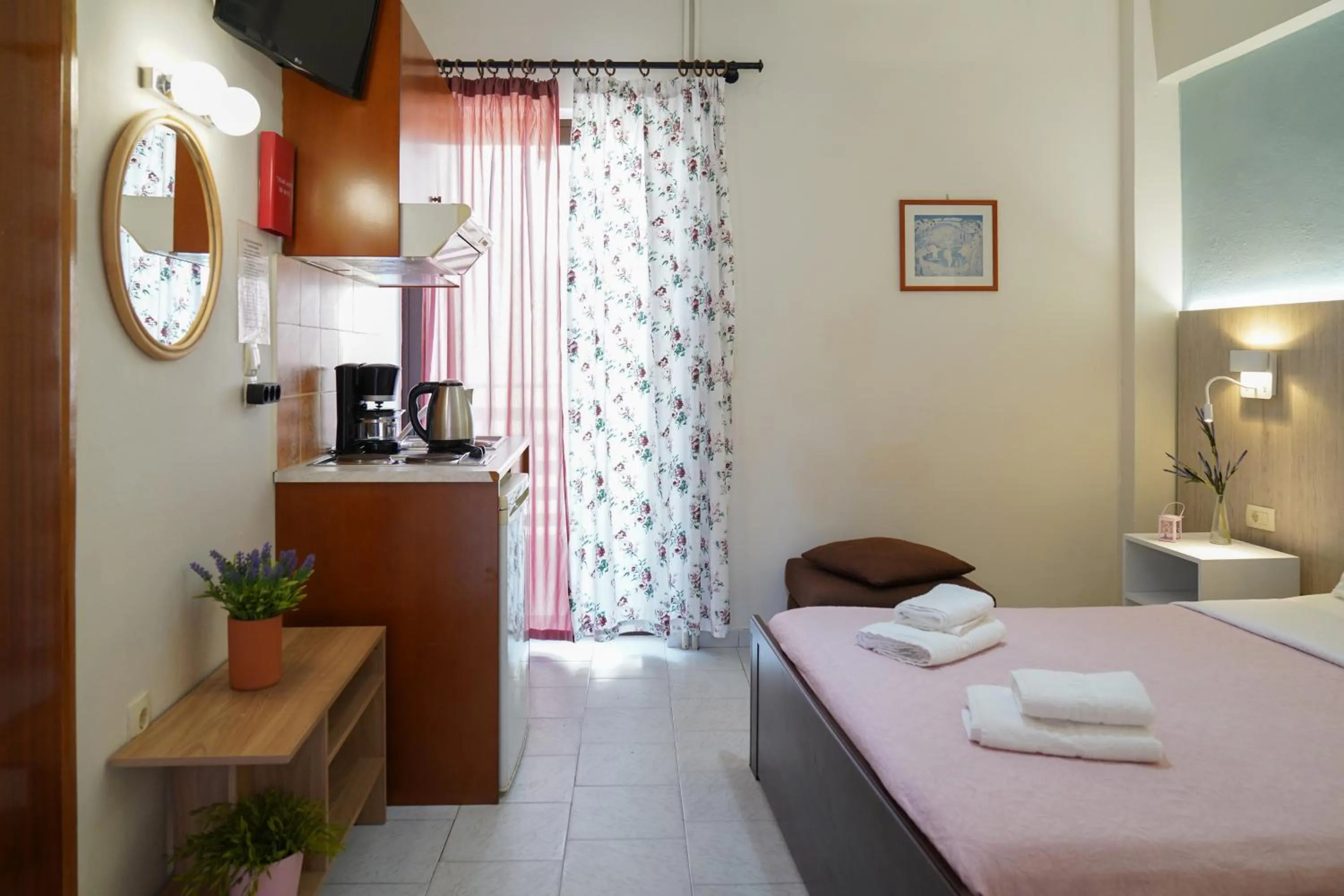 Photo of the whole room, Bed in Posidonio Hotel