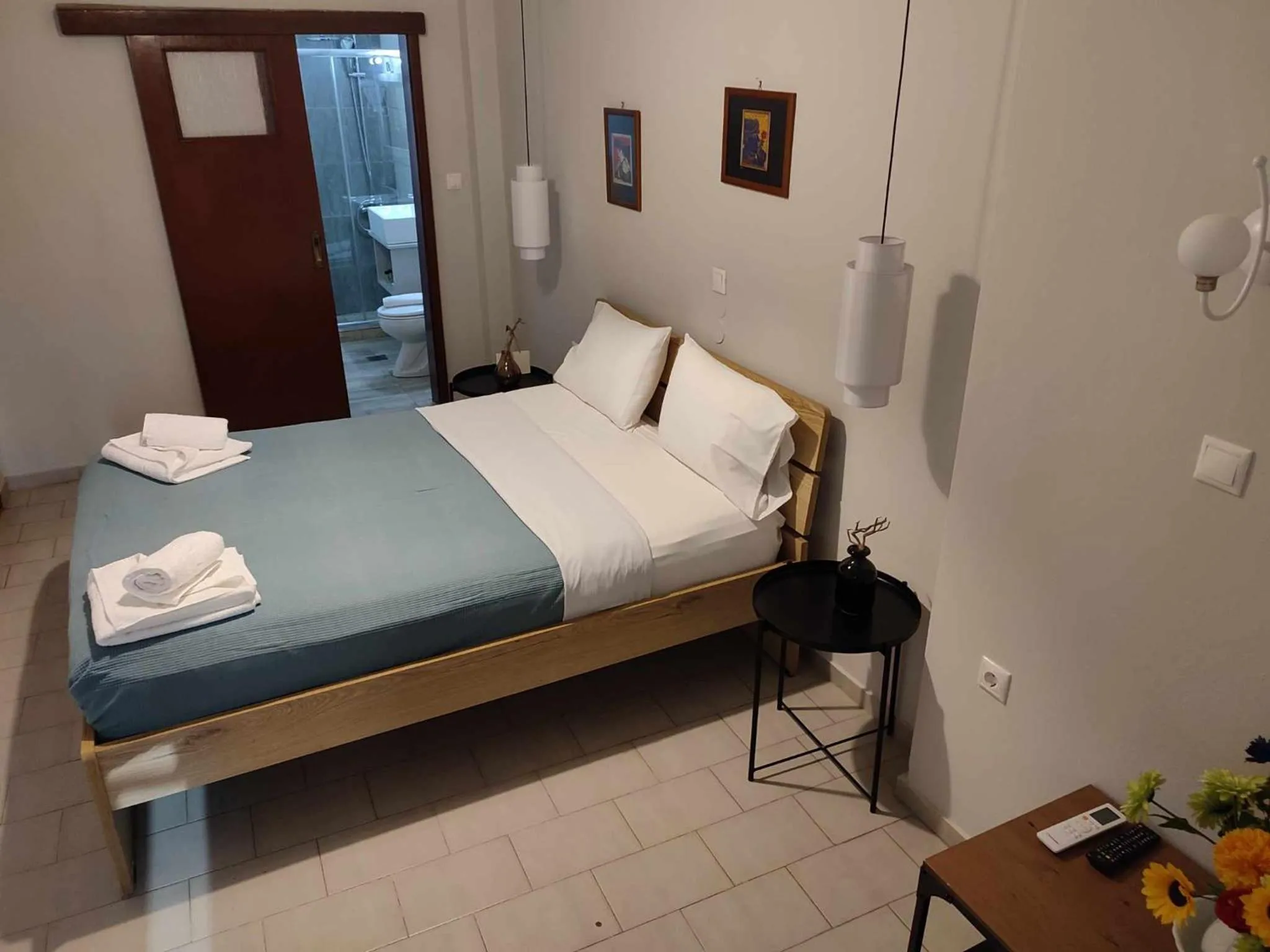 Bedroom, Bed in Posidonio Hotel