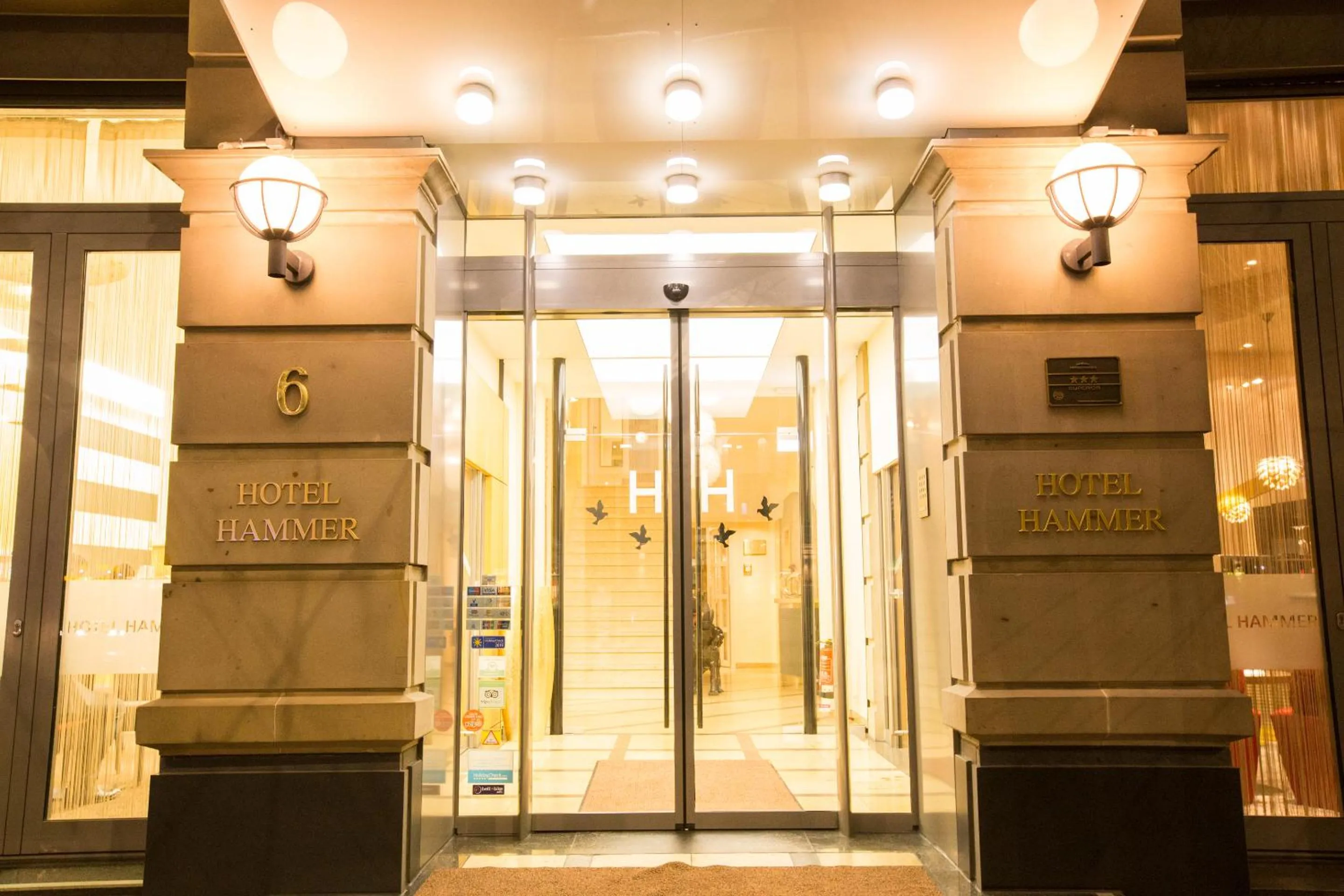 Property building in Top Hotel Hammer - Mainz Hauptbahnhof