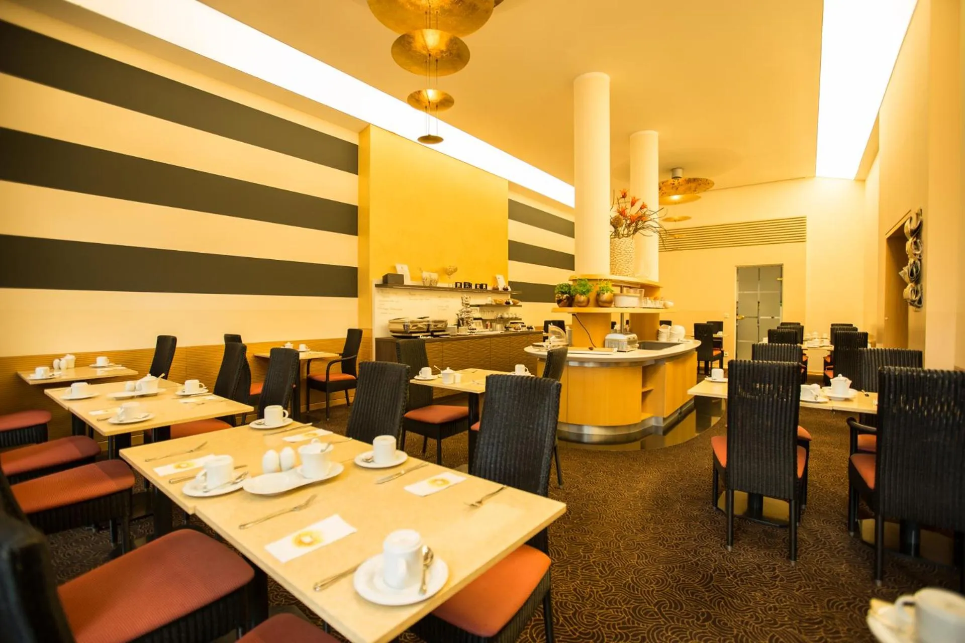 Buffet breakfast in Top Hotel Hammer - Mainz Hauptbahnhof