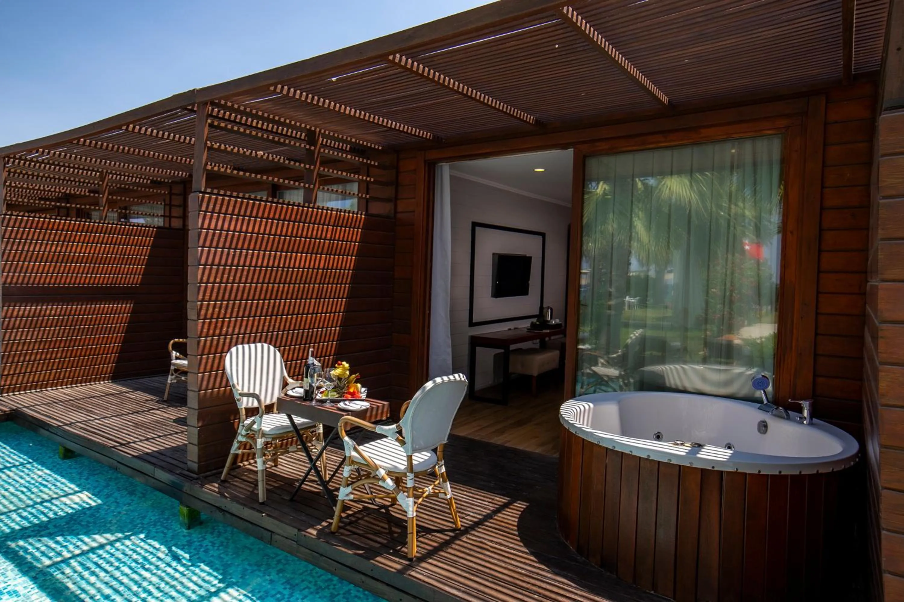 Risus Beach Resort Hotel