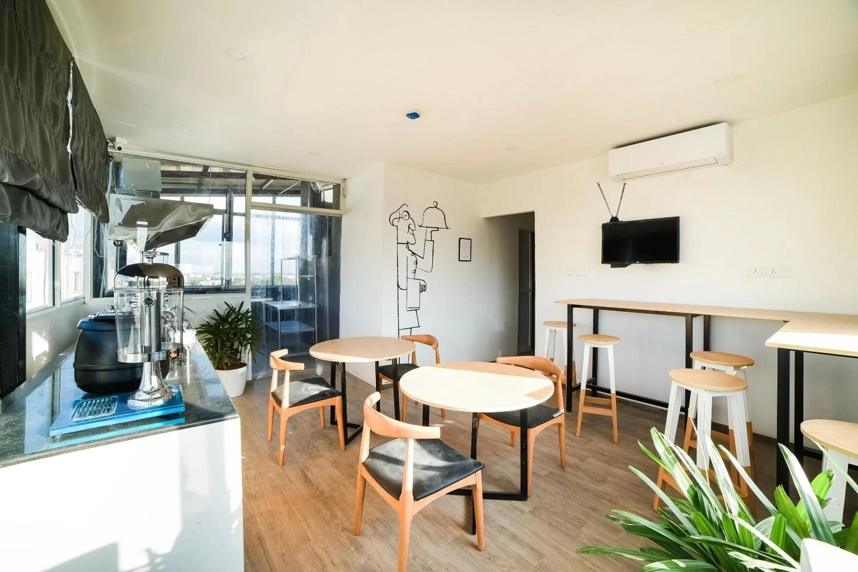 Restaurant/places to eat in Townhouse Varthur Main Road Near Nexus Whitefield (The Forum Neighbourhood Mall)