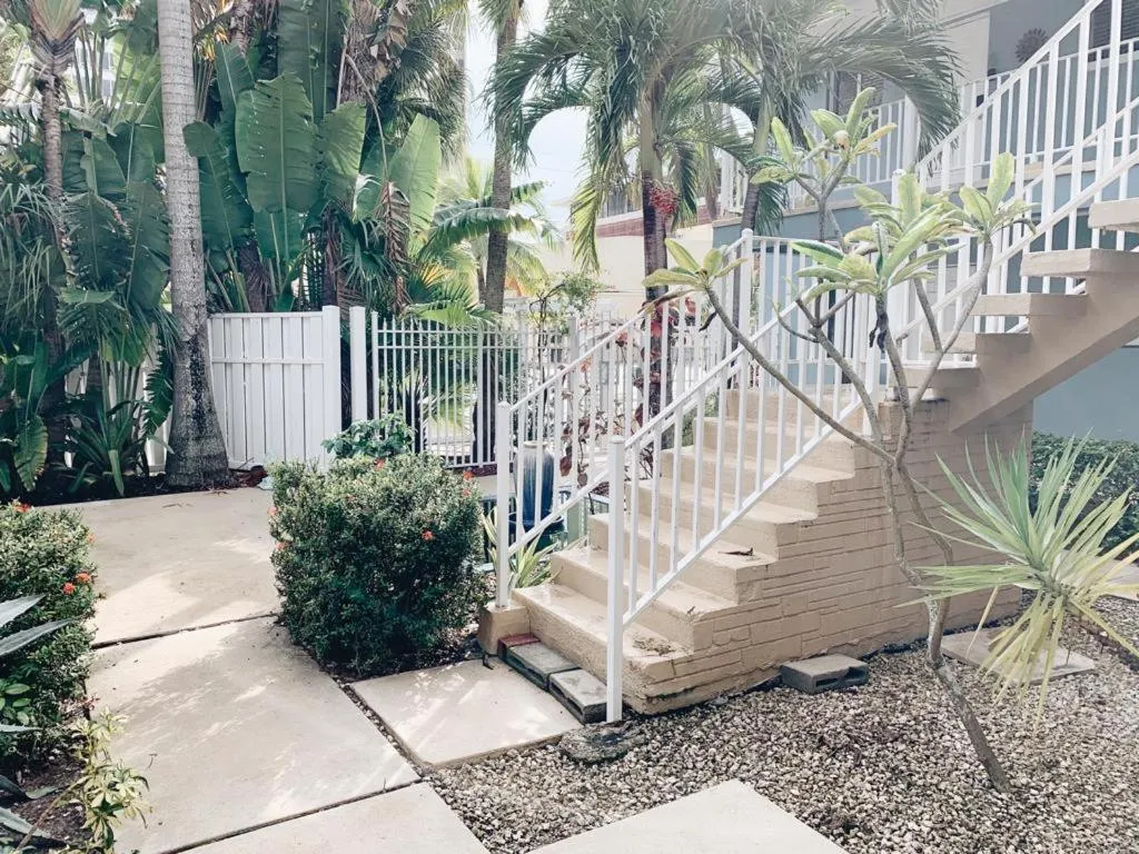 Patio in Galleria Apartments By Lowkl