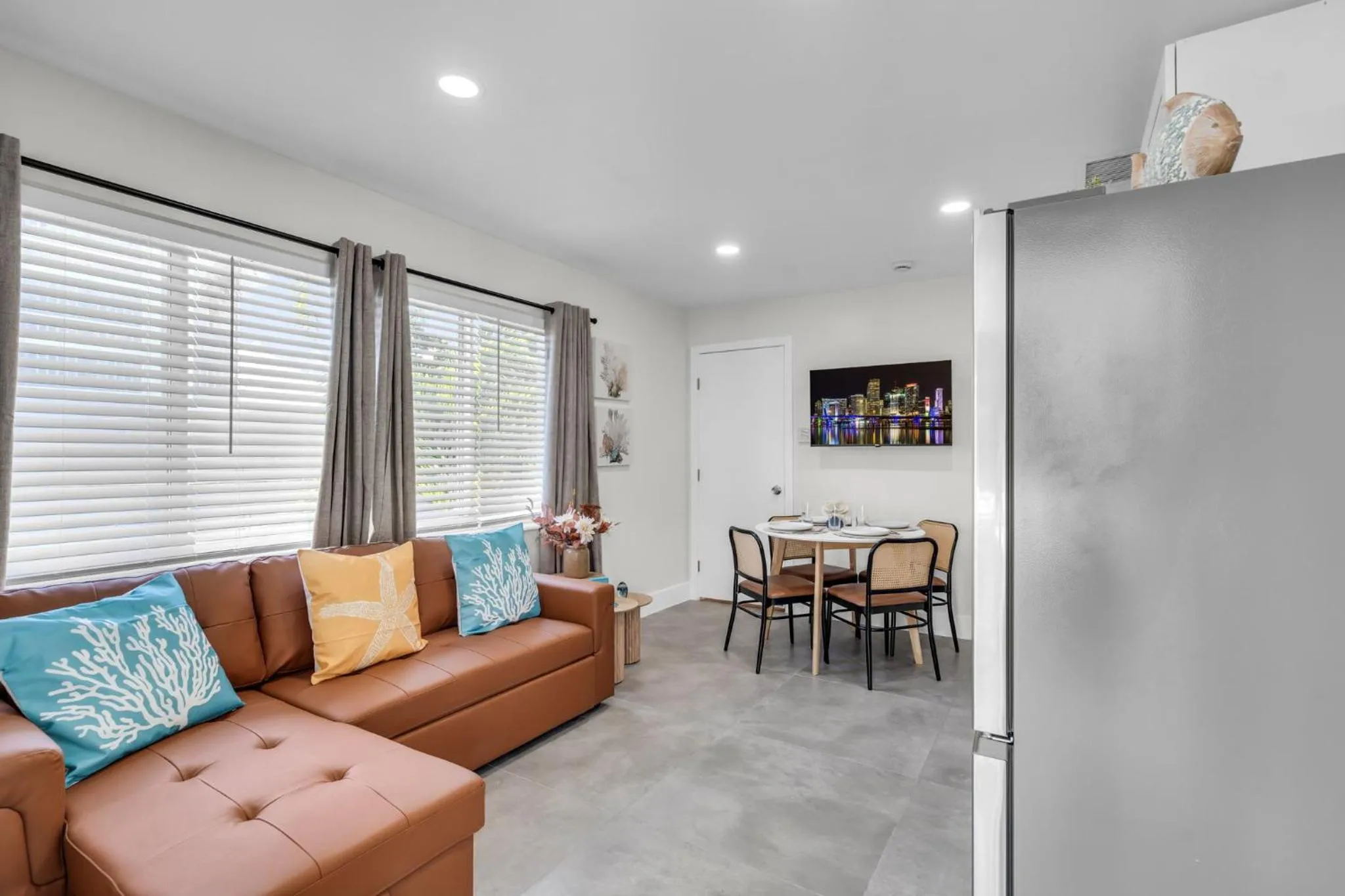 Living room in Galleria Apartments By Lowkl