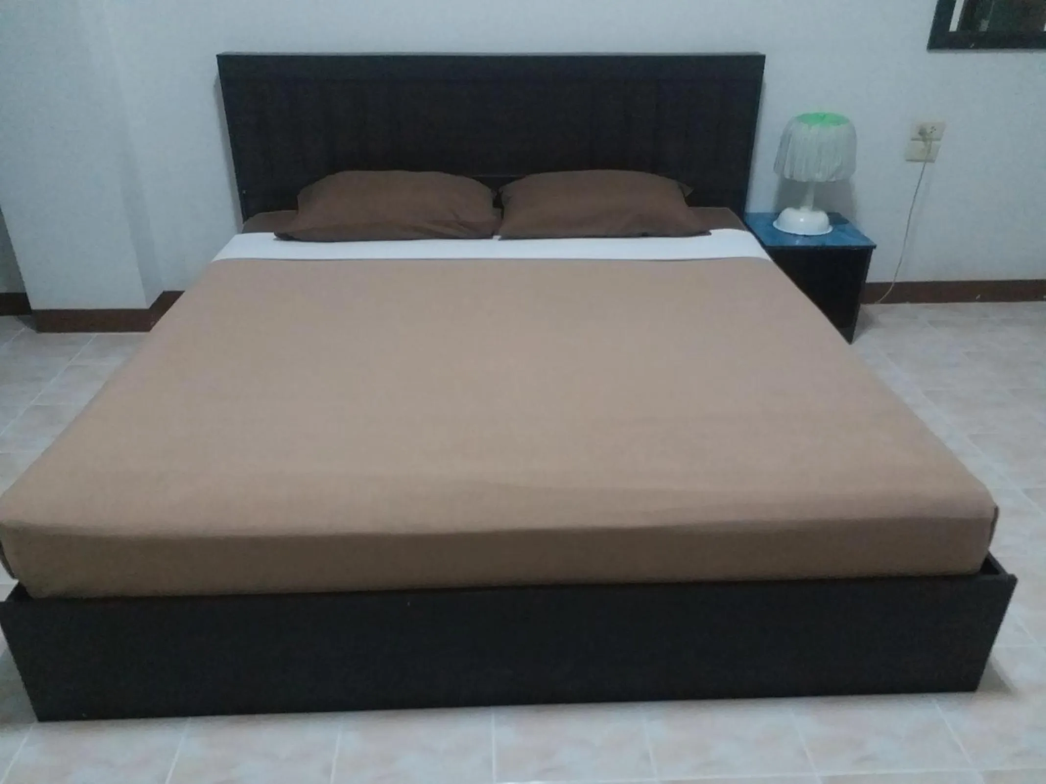 Bed in Maman Mansion