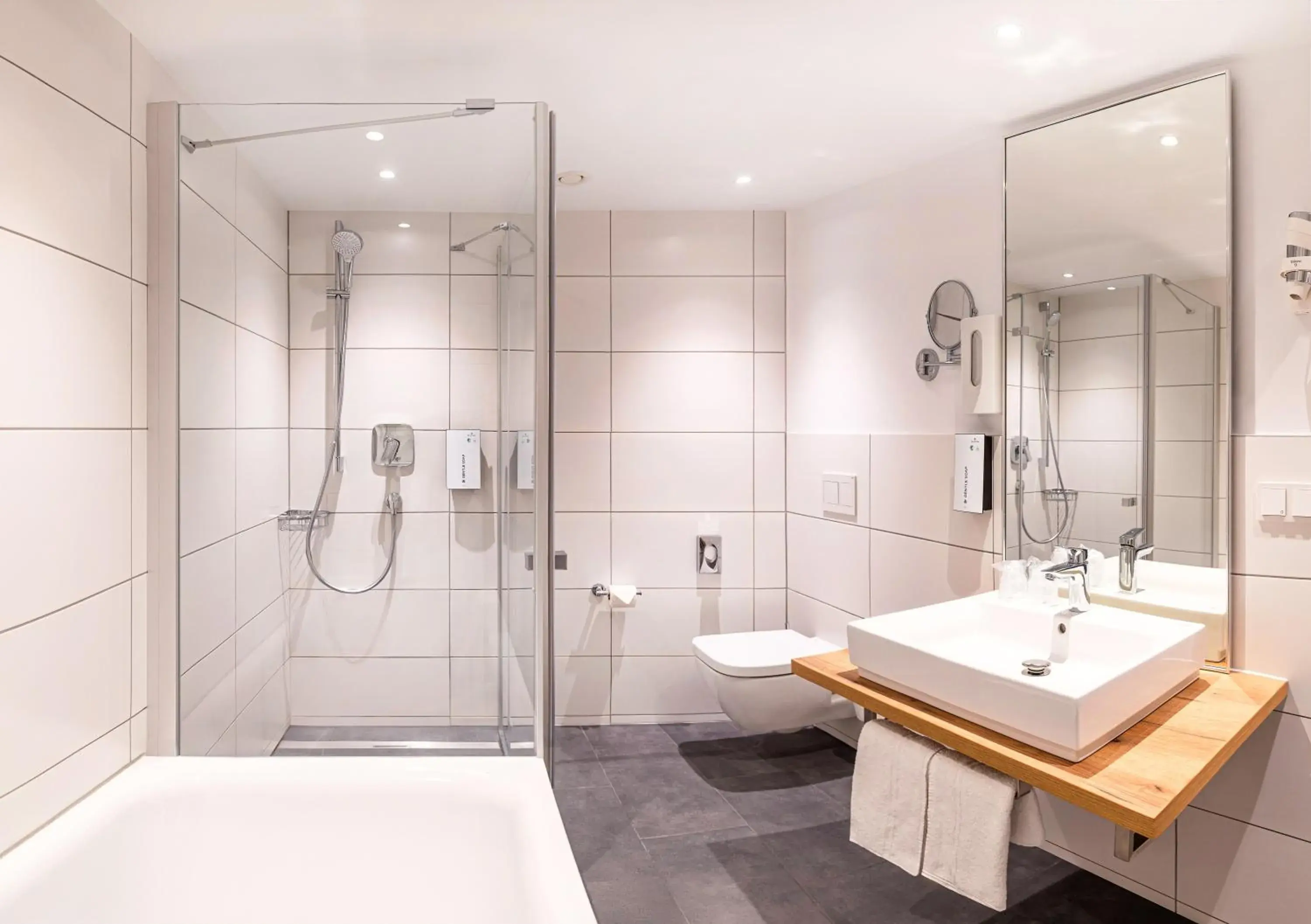 Superior Queen Room in Tulip Inn Ludwigshafen City Superior Queen Room in Tulip Inn Ludwigshafen City