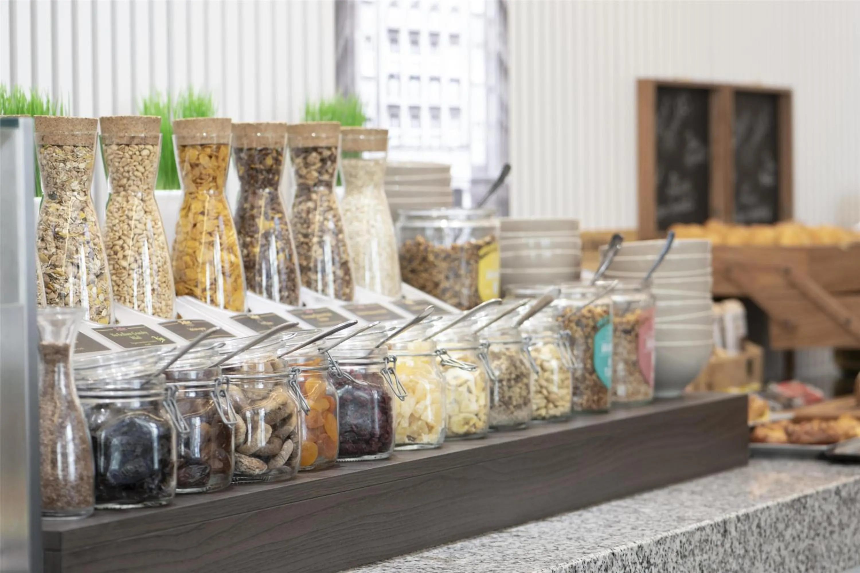 Food and drinks in Hotel Essener Hof; Sure Hotel Collection by Best Western