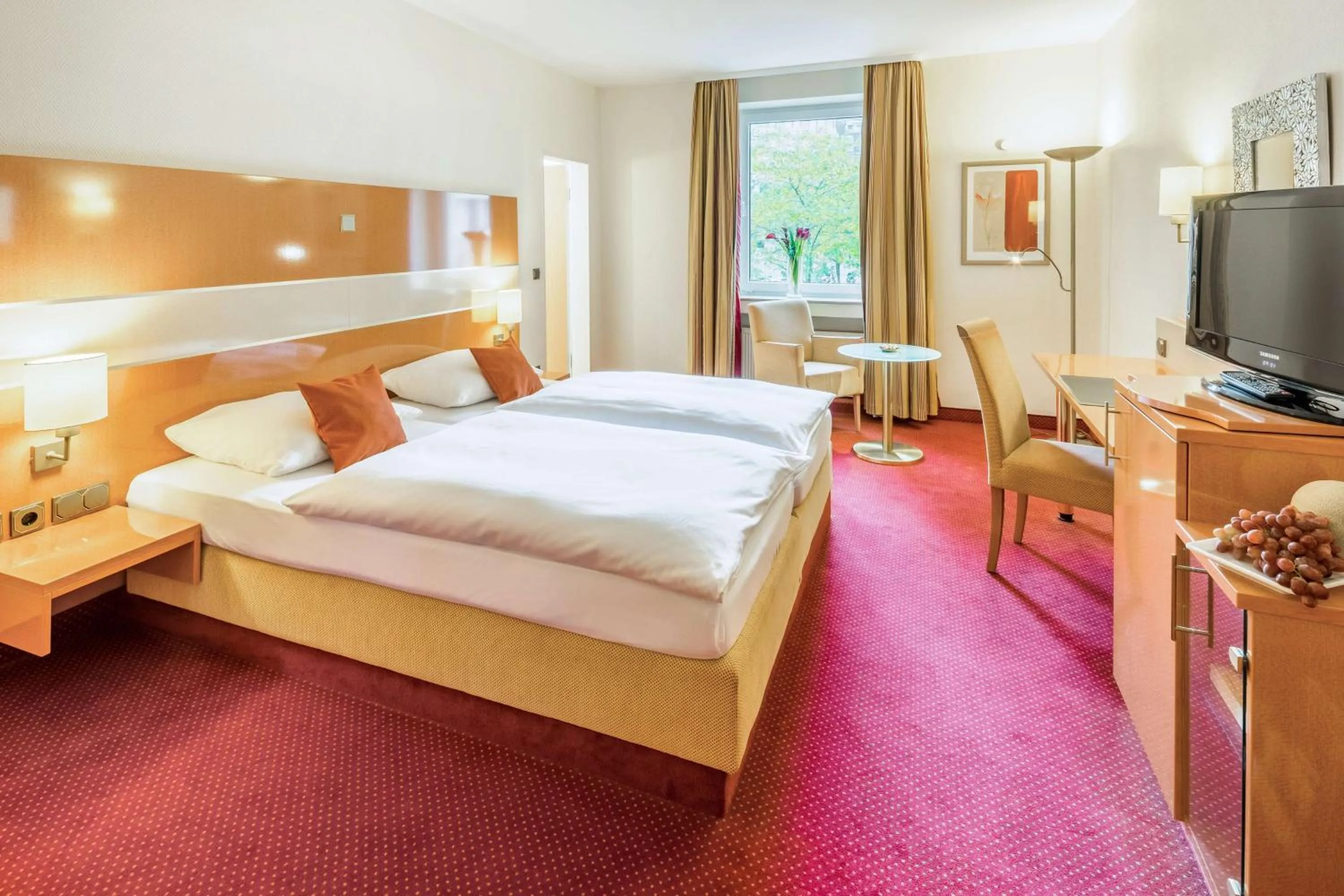 Bedroom, Bed in Hotel Essener Hof; Sure Hotel Collection by Best Western