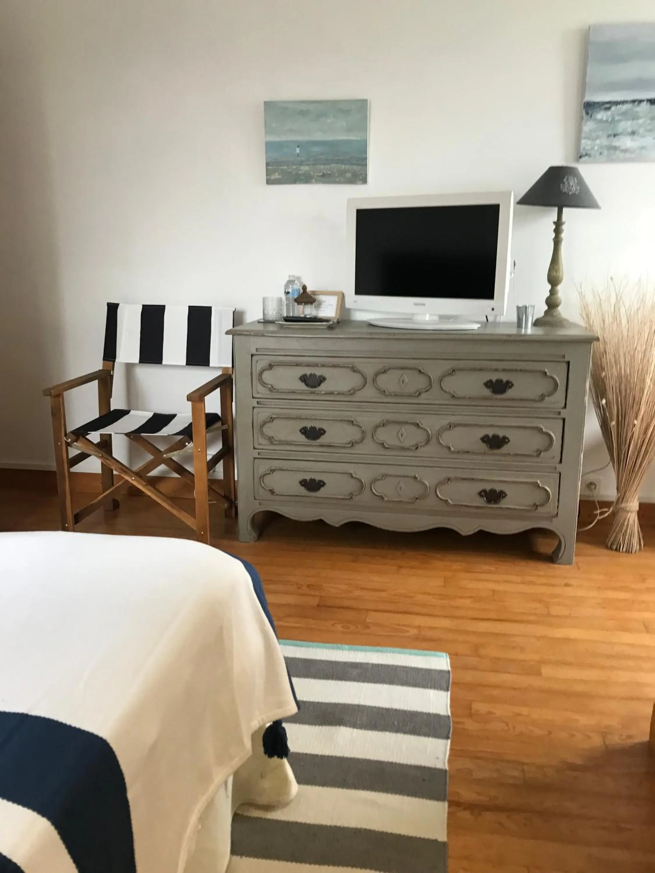 Photo of the whole room in La VILLA en BAIE