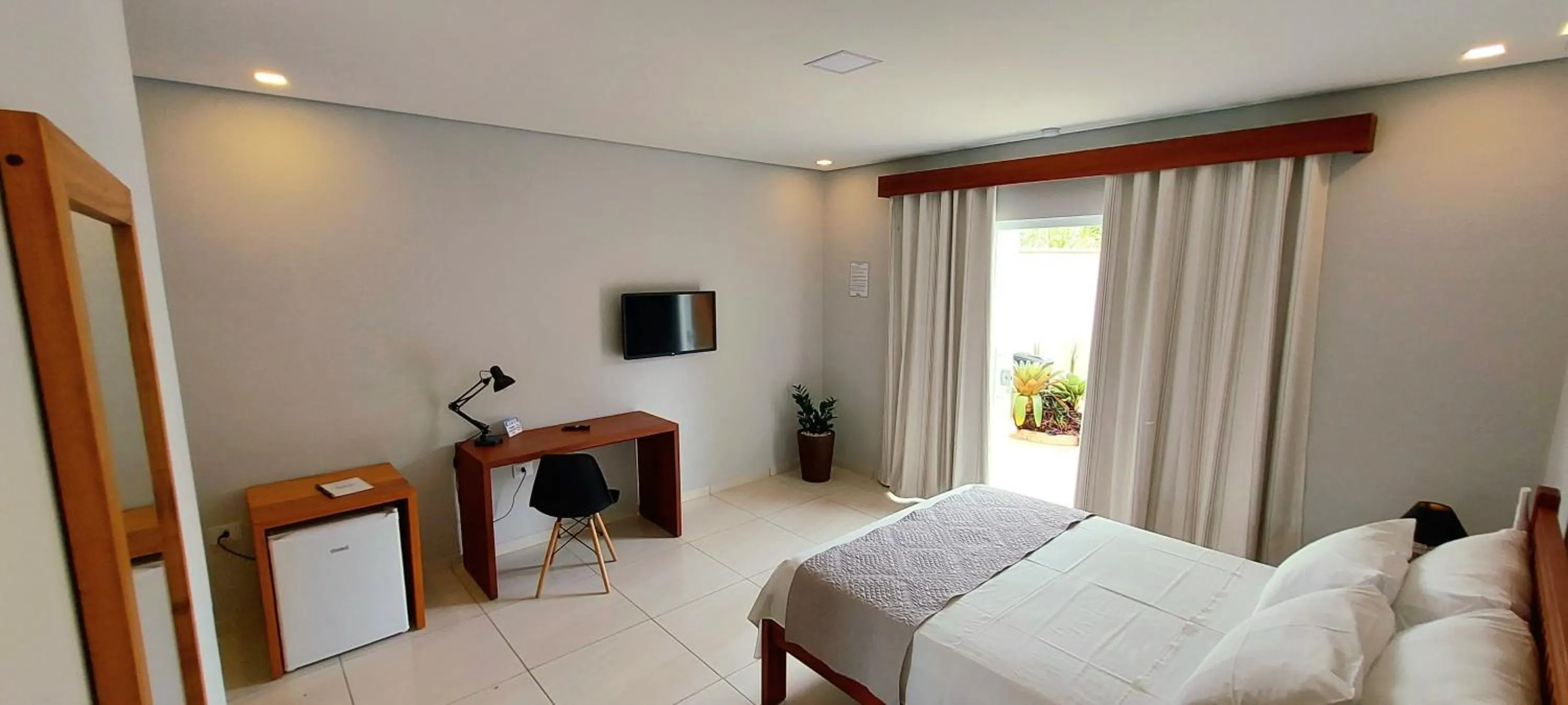 Photo of the whole room, Bed in Pousada das Saíras