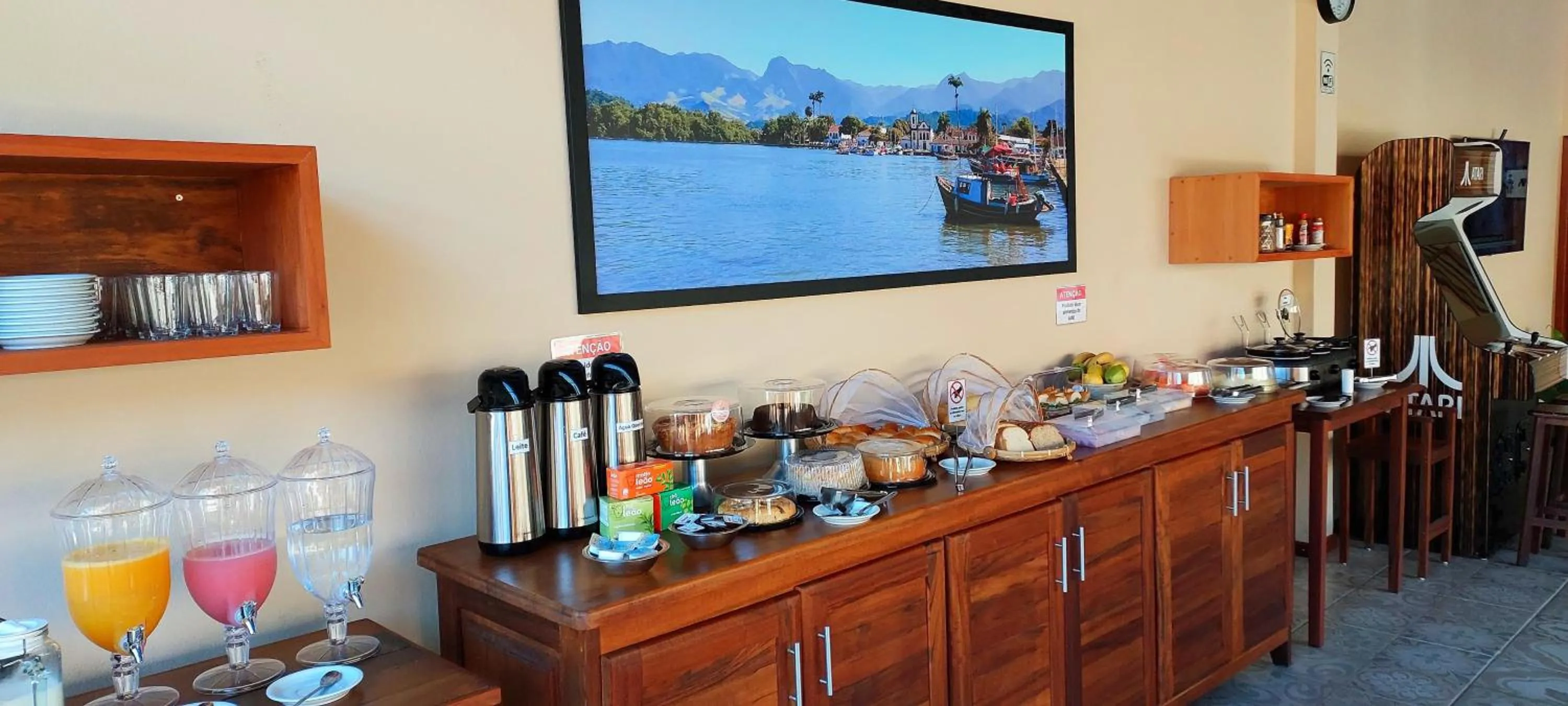 Breakfast in Pousada das Saíras