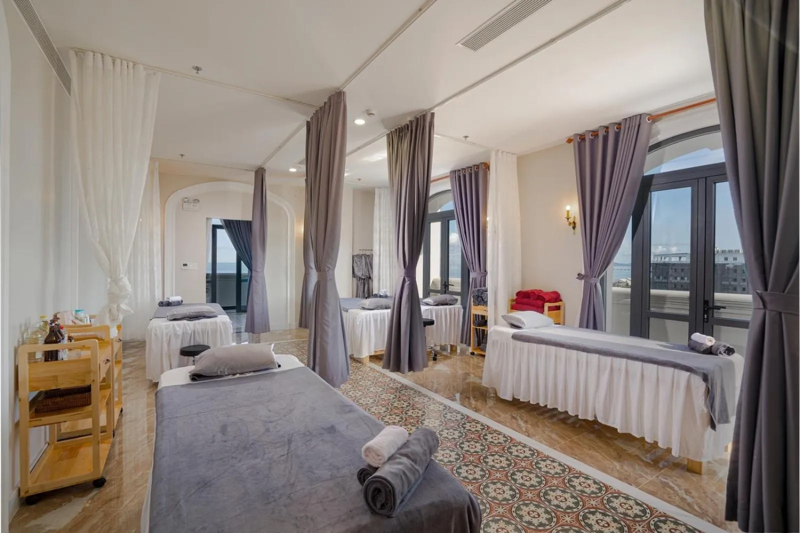 Massage, Bed in AVS Hotel Phu Quoc