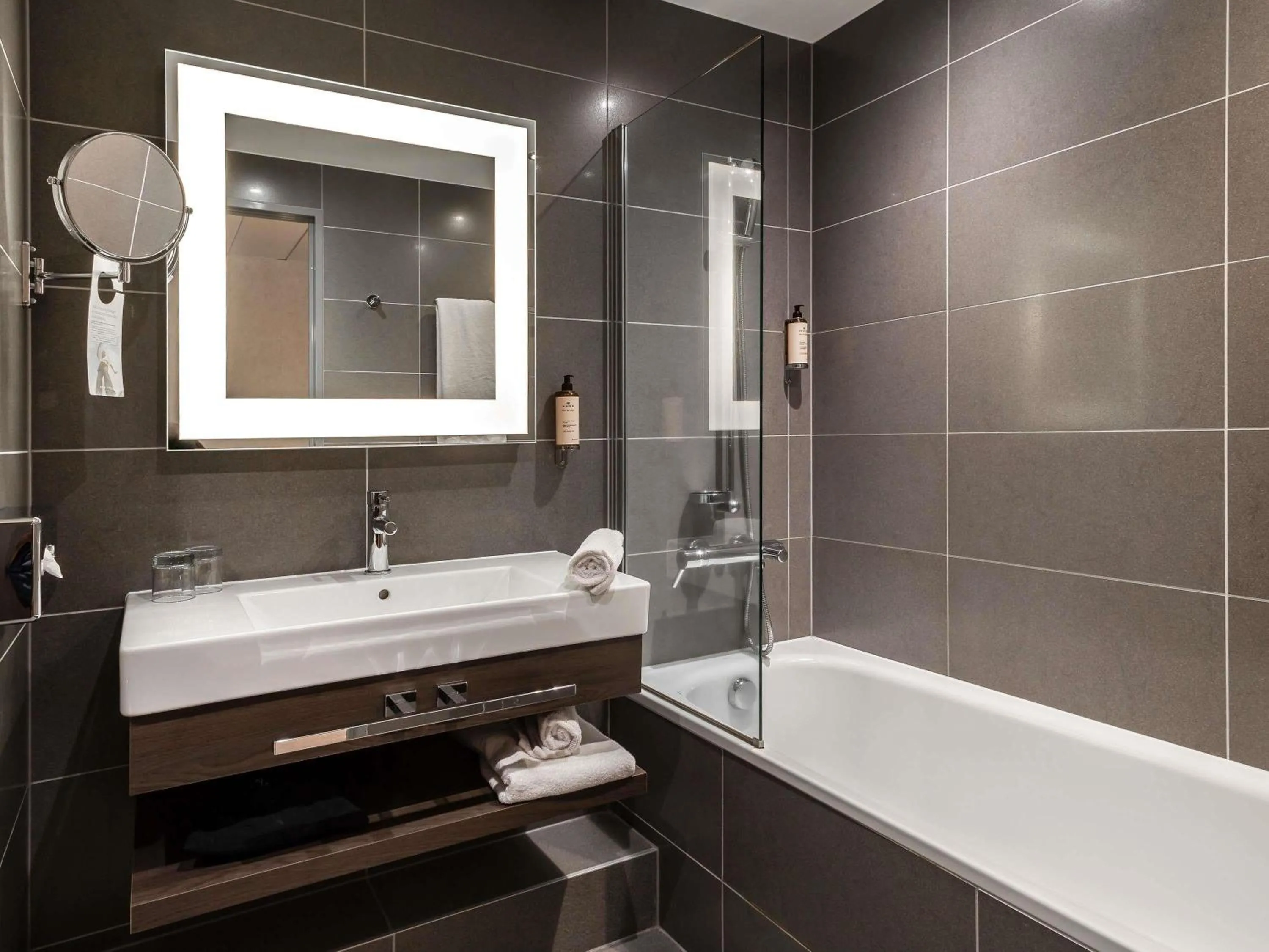 Bedroom in Mercure Clermont Ferrand centre Jaude