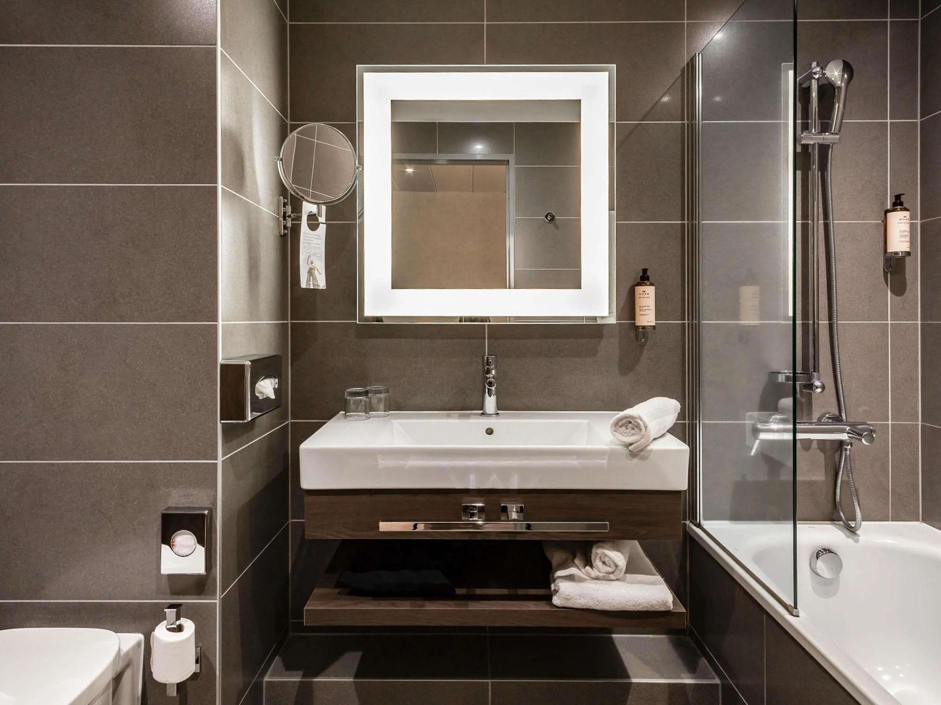 Bedroom in Mercure Clermont Ferrand centre Jaude