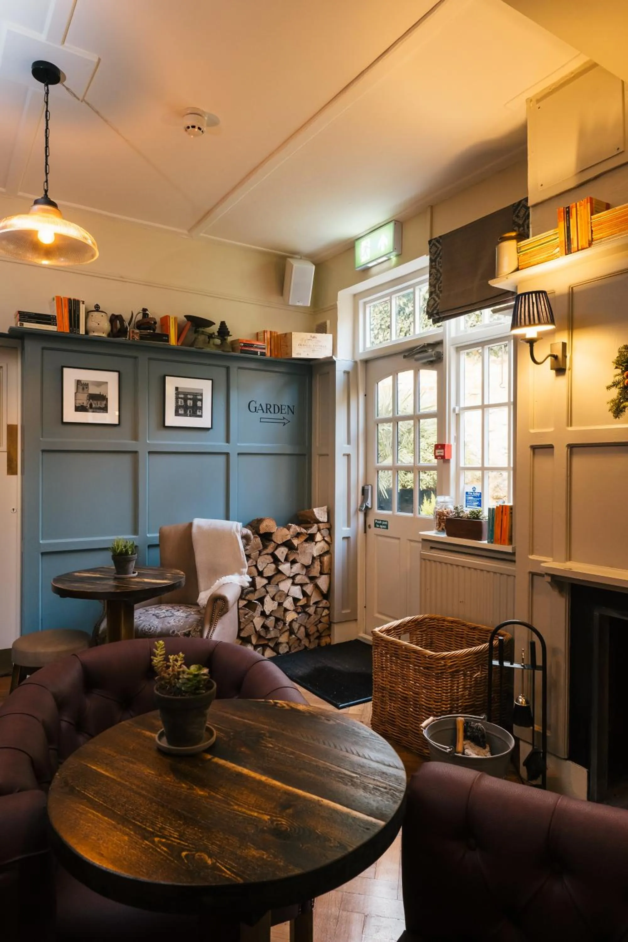 Living room in The Black Boy