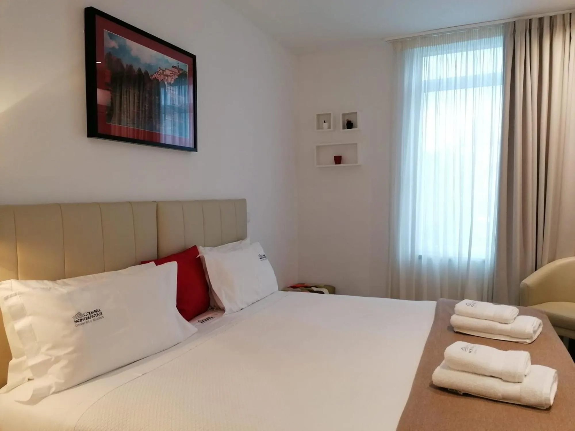 Bedroom, Bed in Coimbra Monumentais B&B