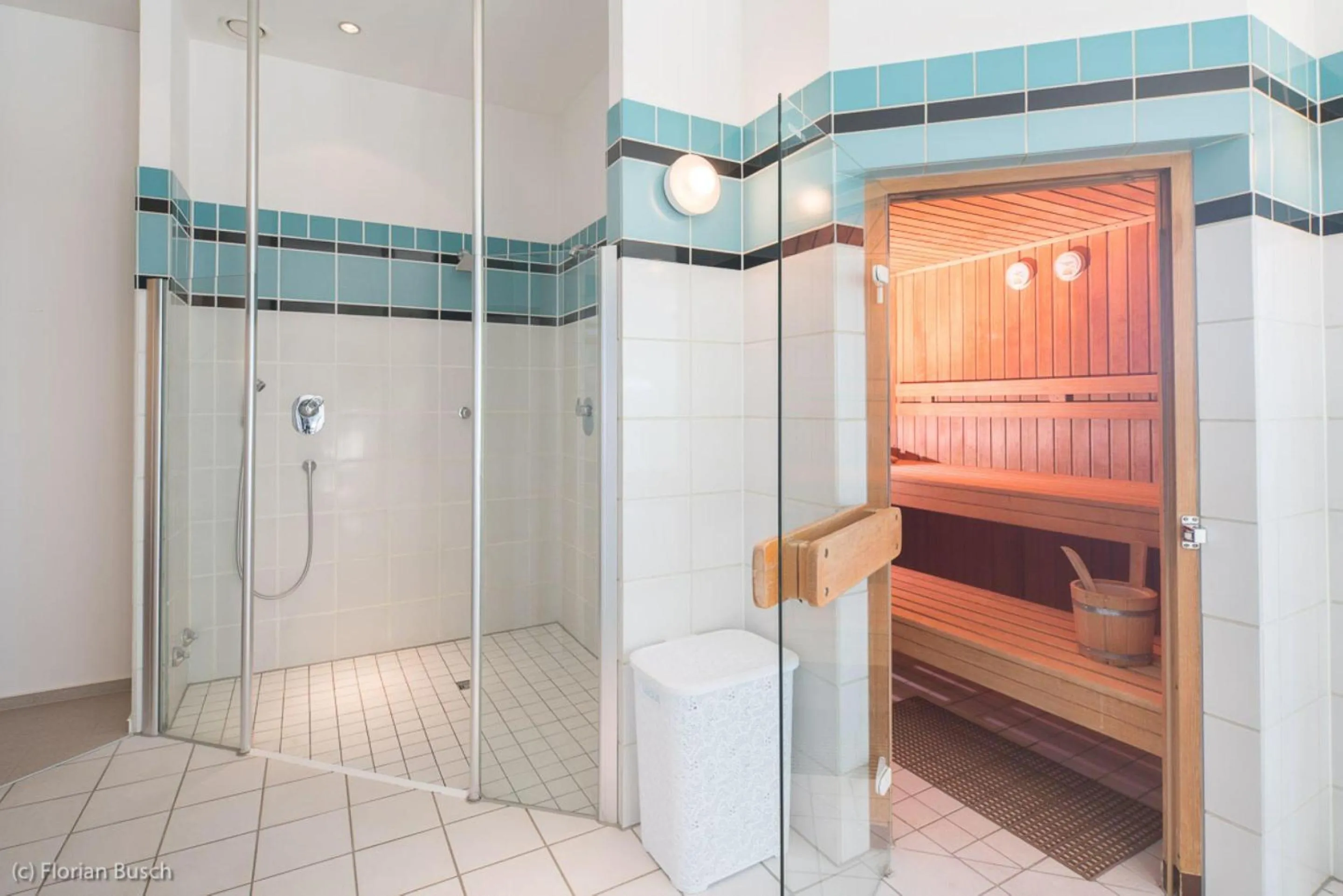 Spa and wellness centre/facilities in Best Western Hotel im Forum Mülheim