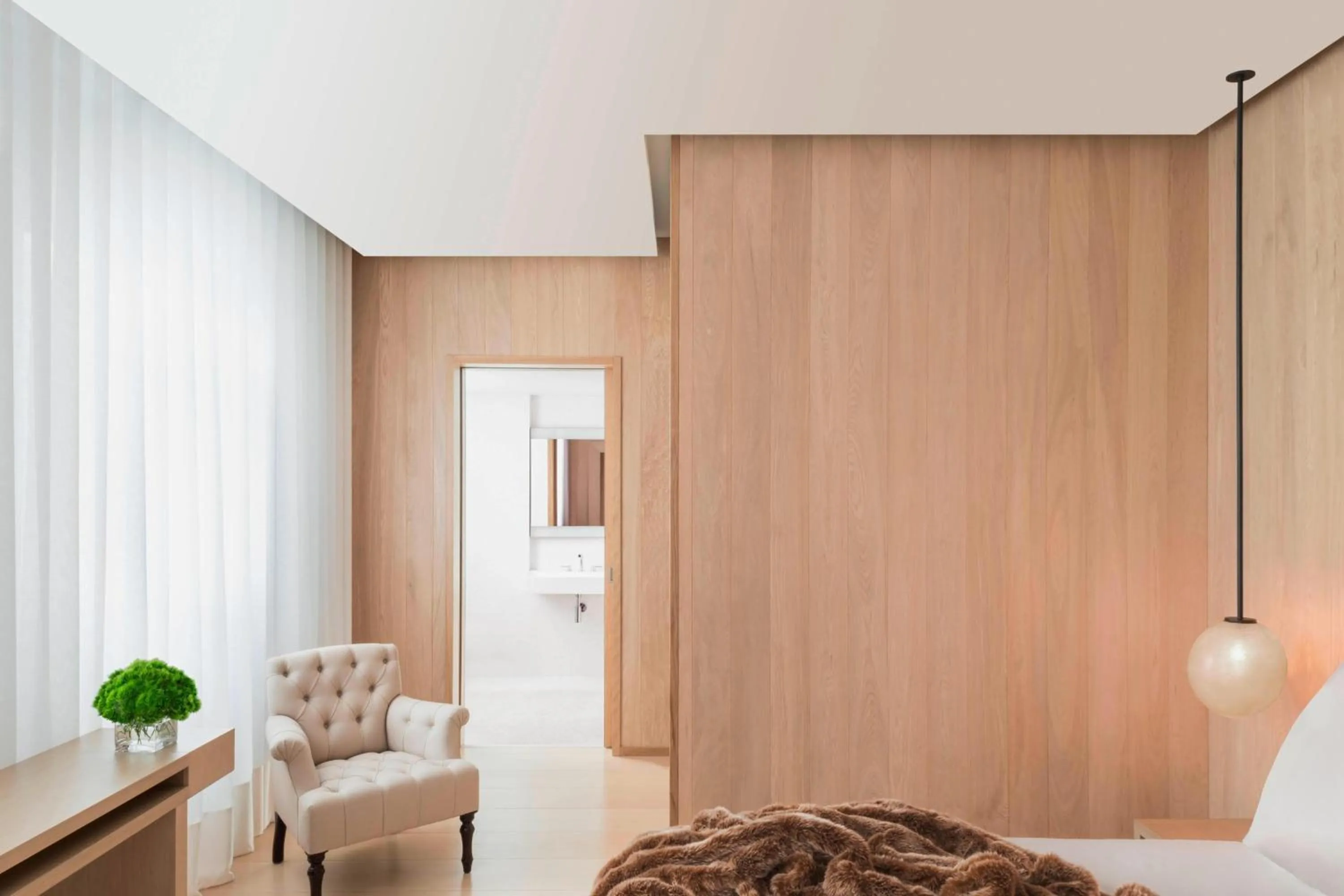 Photo of the whole room, Bed in The London EDITION