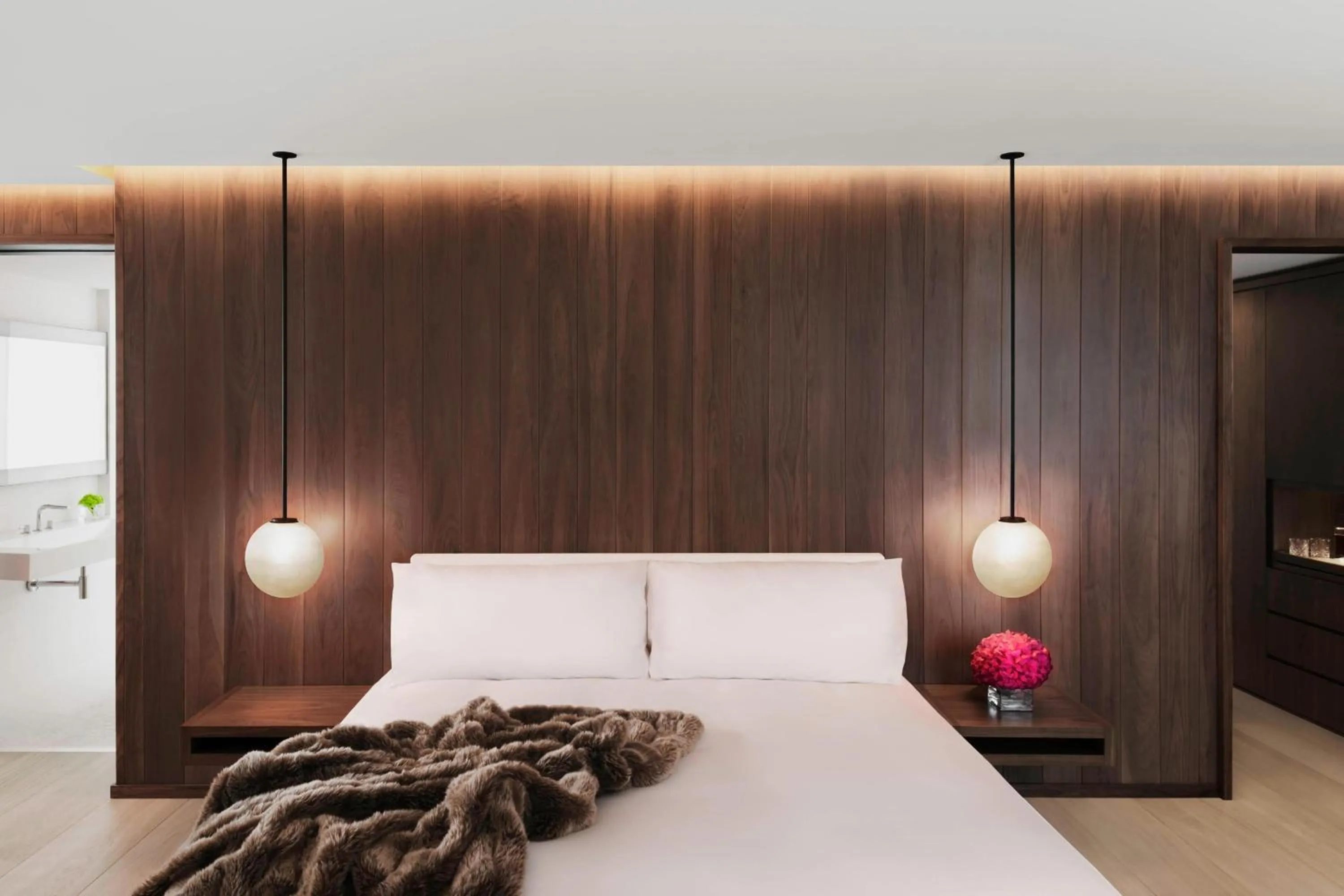 Photo of the whole room, Bed in The London EDITION